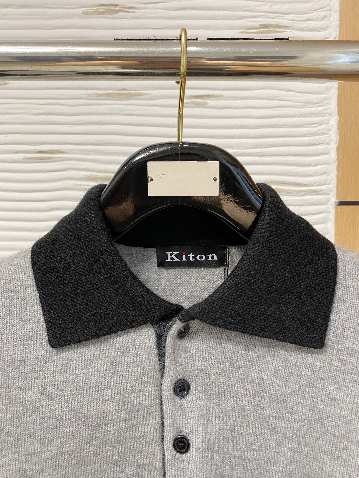 。其吨*高端100%美利奴羊毛 保暖更抗起球，秋冬新款高端羊毛套头针织毛衣，时尚刺绣图案提花时尚休闲织衫