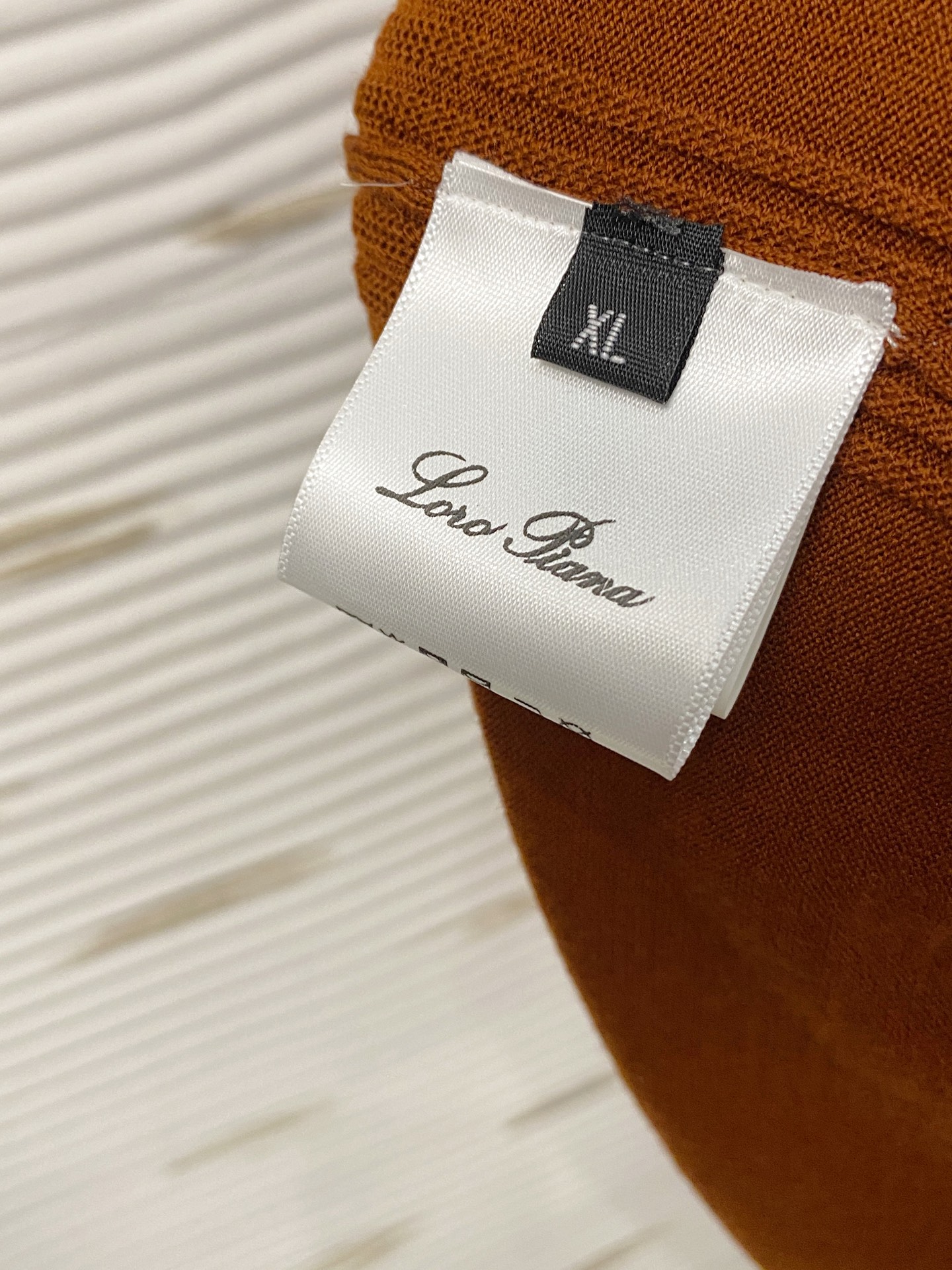  lP🆕。高端100%细美利奴羊毛 保暖更抗起球，秋冬新款高端羊毛套头针织毛衣，时尚刺绣图案提花时尚休闲