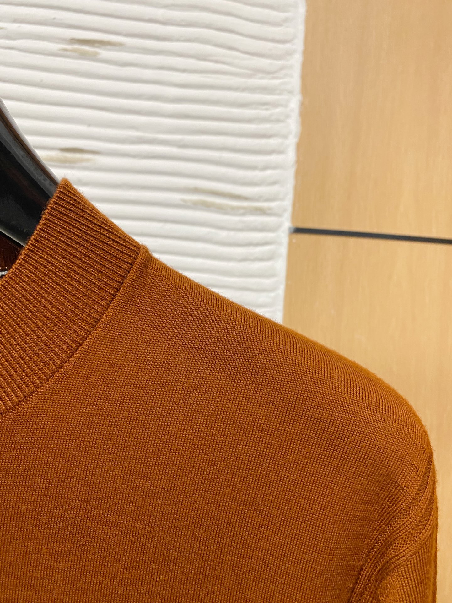  lP🆕。高端100%细美利奴羊毛 保暖更抗起球，秋冬新款高端羊毛套头针织毛衣，时尚刺绣图案提花时尚休闲