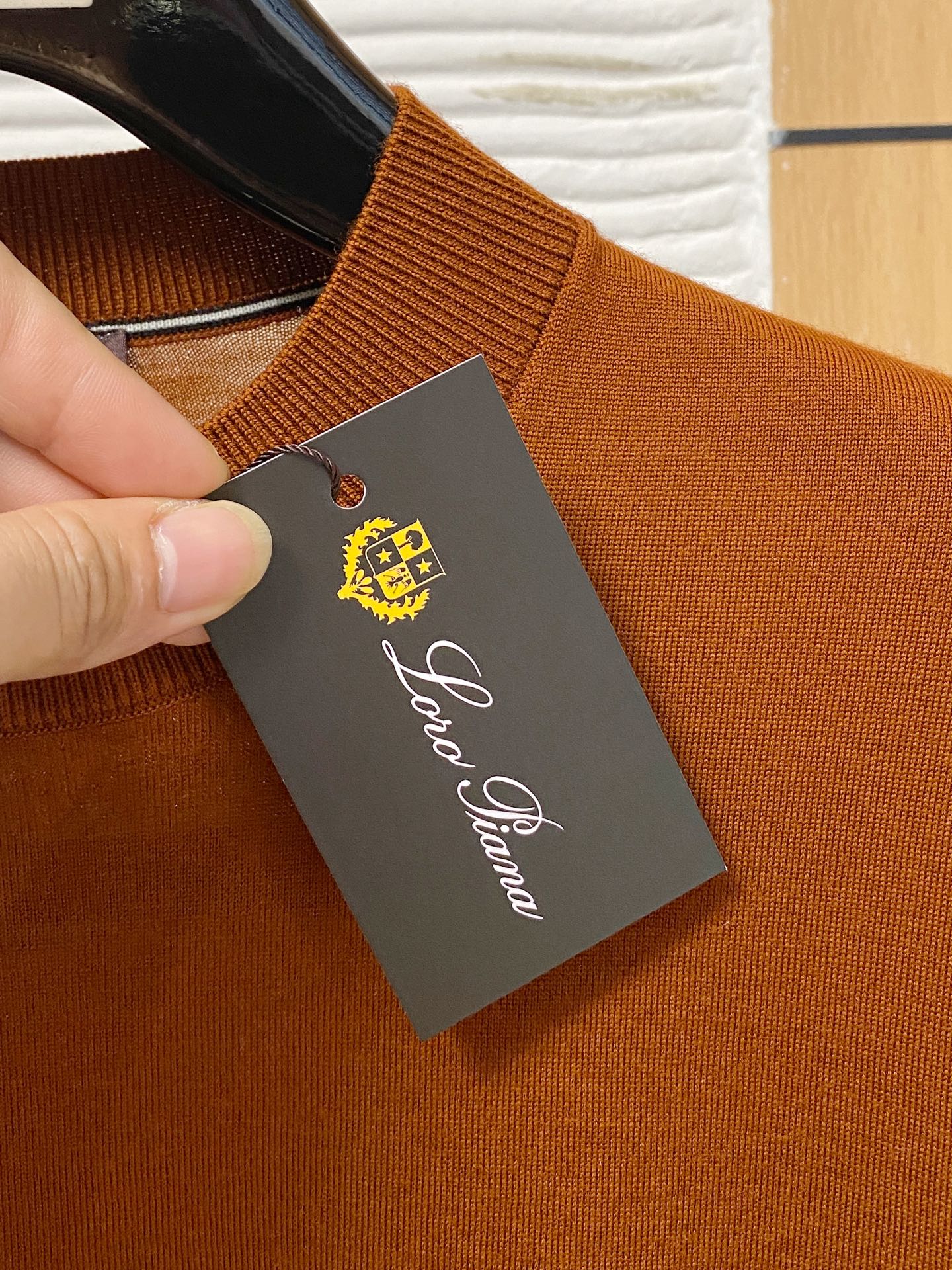  lP🆕。高端100%细美利奴羊毛 保暖更抗起球，秋冬新款高端羊毛套头针织毛衣，时尚刺绣图案提花时尚休闲