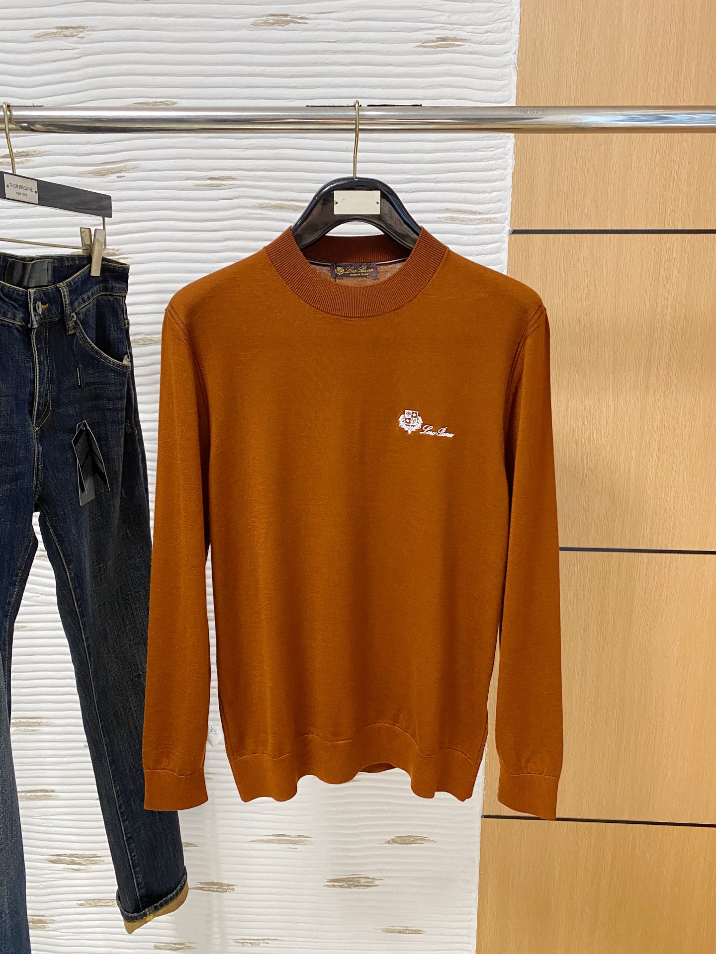  lP🆕。高端100%细美利奴羊毛 保暖更抗起球，秋冬新款高端羊毛套头针织毛衣，时尚刺绣图案提花时尚休闲