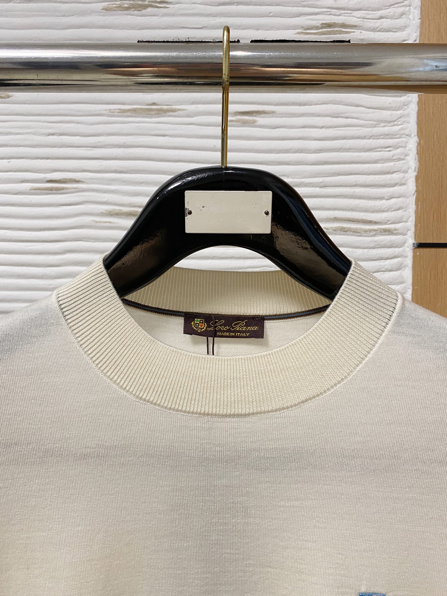  lP🆕。高端100%细美利奴羊毛 保暖更抗起球，秋冬新款高端羊毛套头针织毛衣，时尚刺绣图案提花时尚休闲