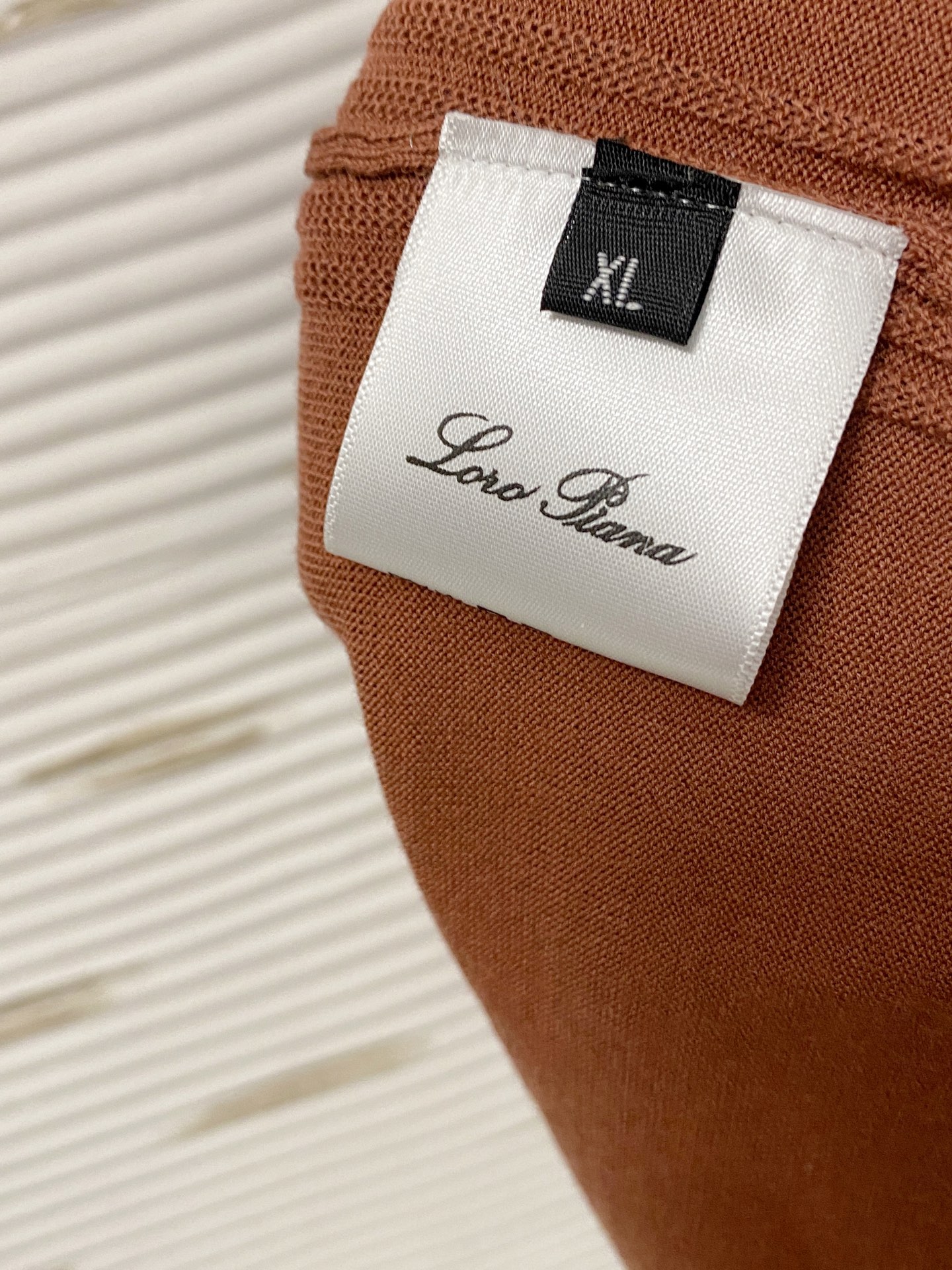  lP🆕。高端100%细美利奴羊毛 保暖更抗起球，秋冬新款高端羊毛套头针织毛衣，时尚刺绣图案提花时尚休闲