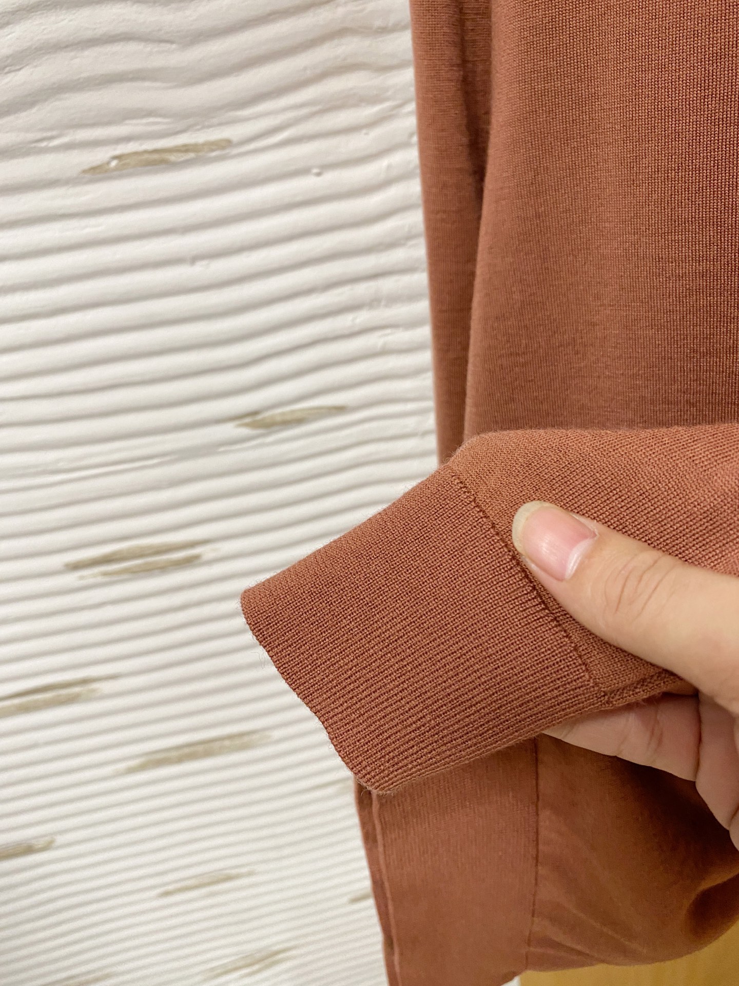  lP🆕。高端100%细美利奴羊毛 保暖更抗起球，秋冬新款高端羊毛套头针织毛衣，时尚刺绣图案提花时尚休闲