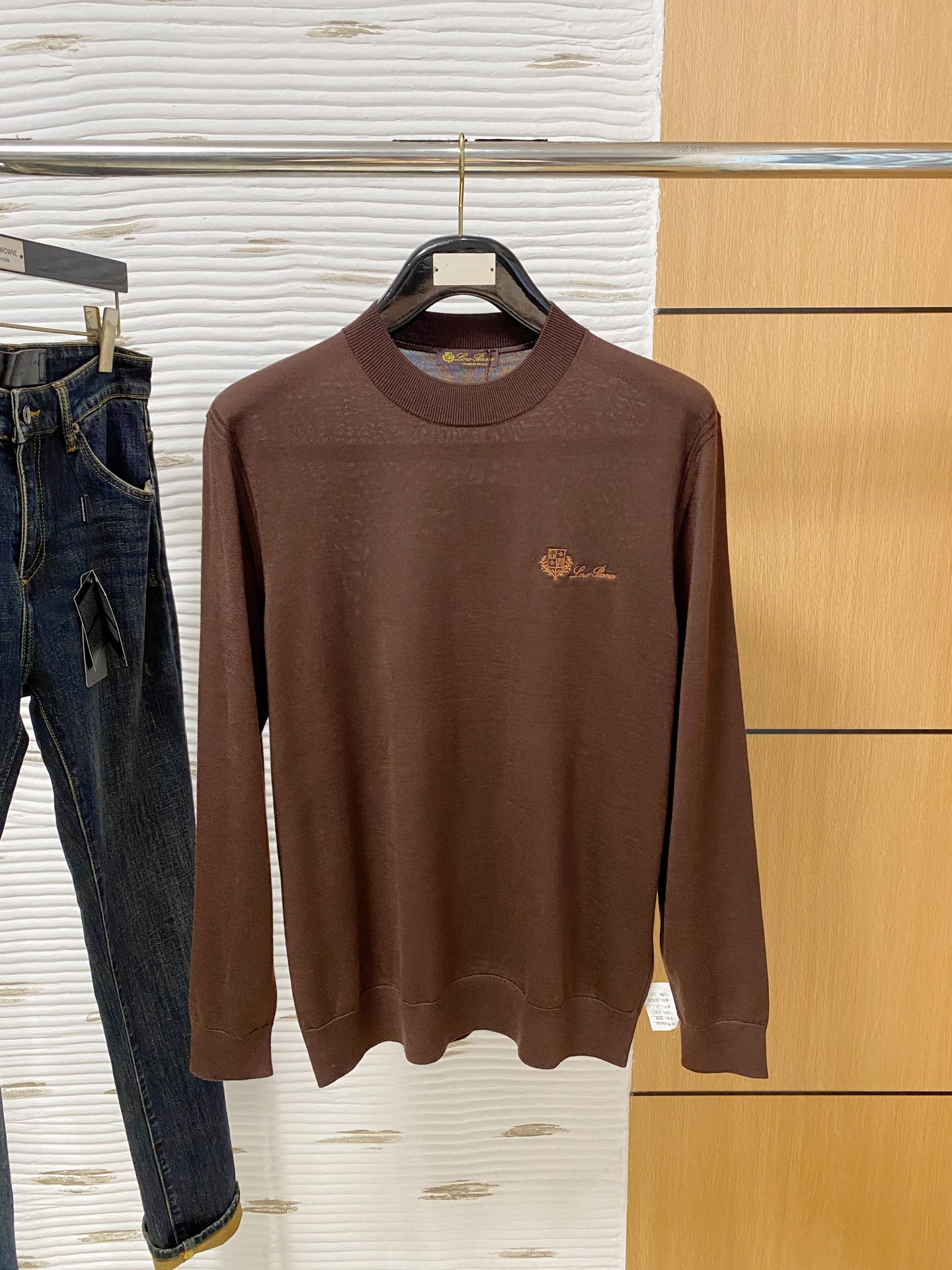  lP🆕。高端100%细美利奴羊毛 保暖更抗起球，秋冬新款高端羊毛套头针织毛衣，时尚刺绣图案提花时尚休闲