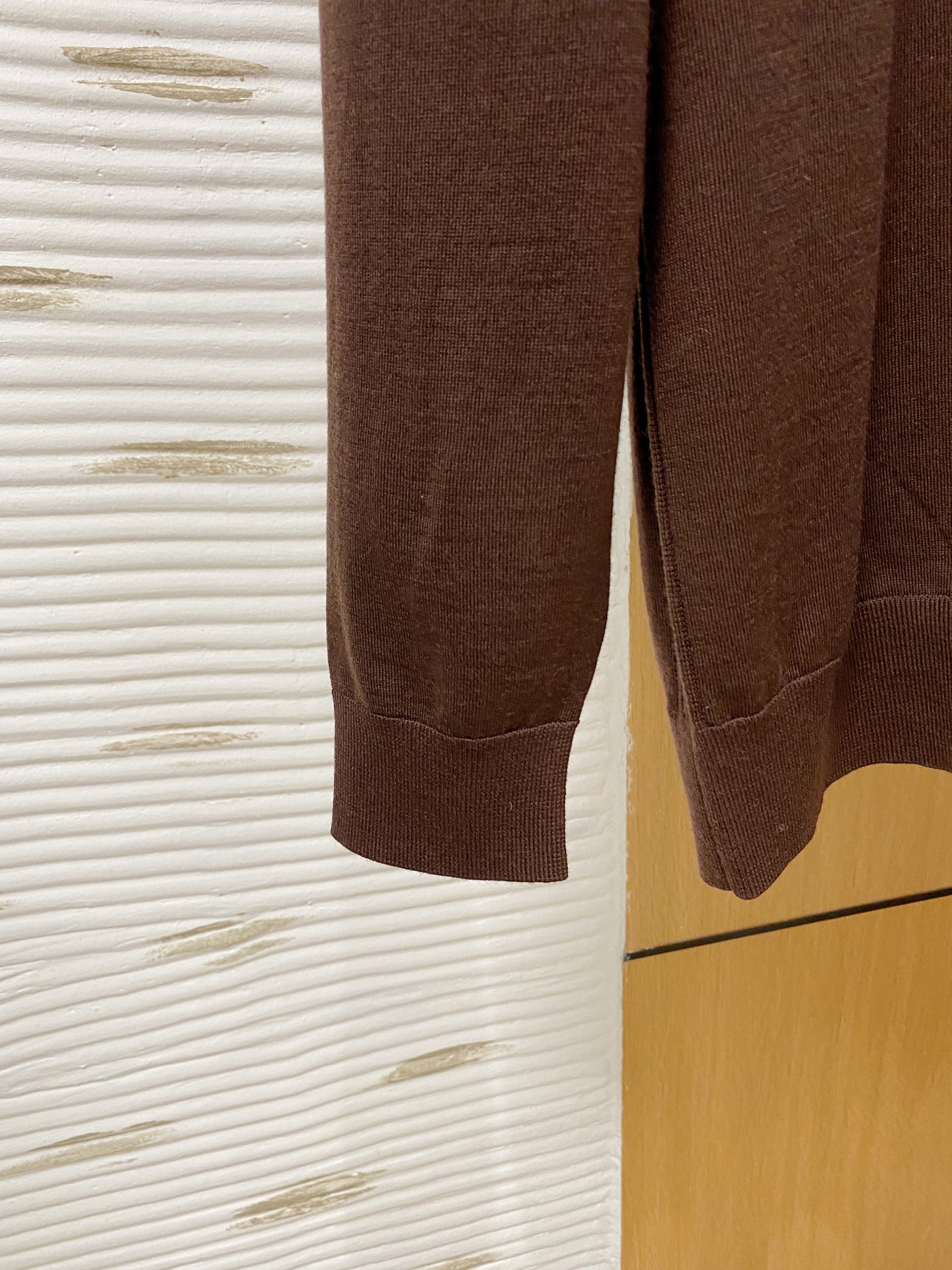  lP🆕。高端100%细美利奴羊毛 保暖更抗起球，秋冬新款高端羊毛套头针织毛衣，时尚刺绣图案提花时尚休闲