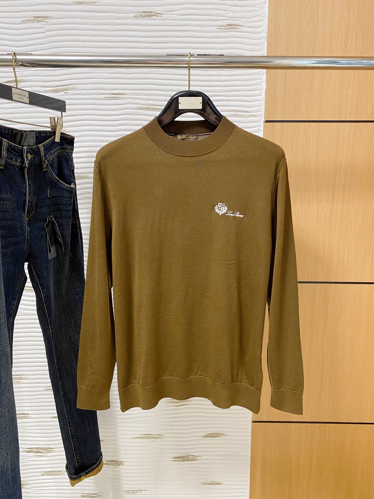  lP🆕。高端100%细美利奴羊毛 保暖更抗起球，秋冬新款高端羊毛套头针织毛衣，时尚刺绣图案提花时尚休闲