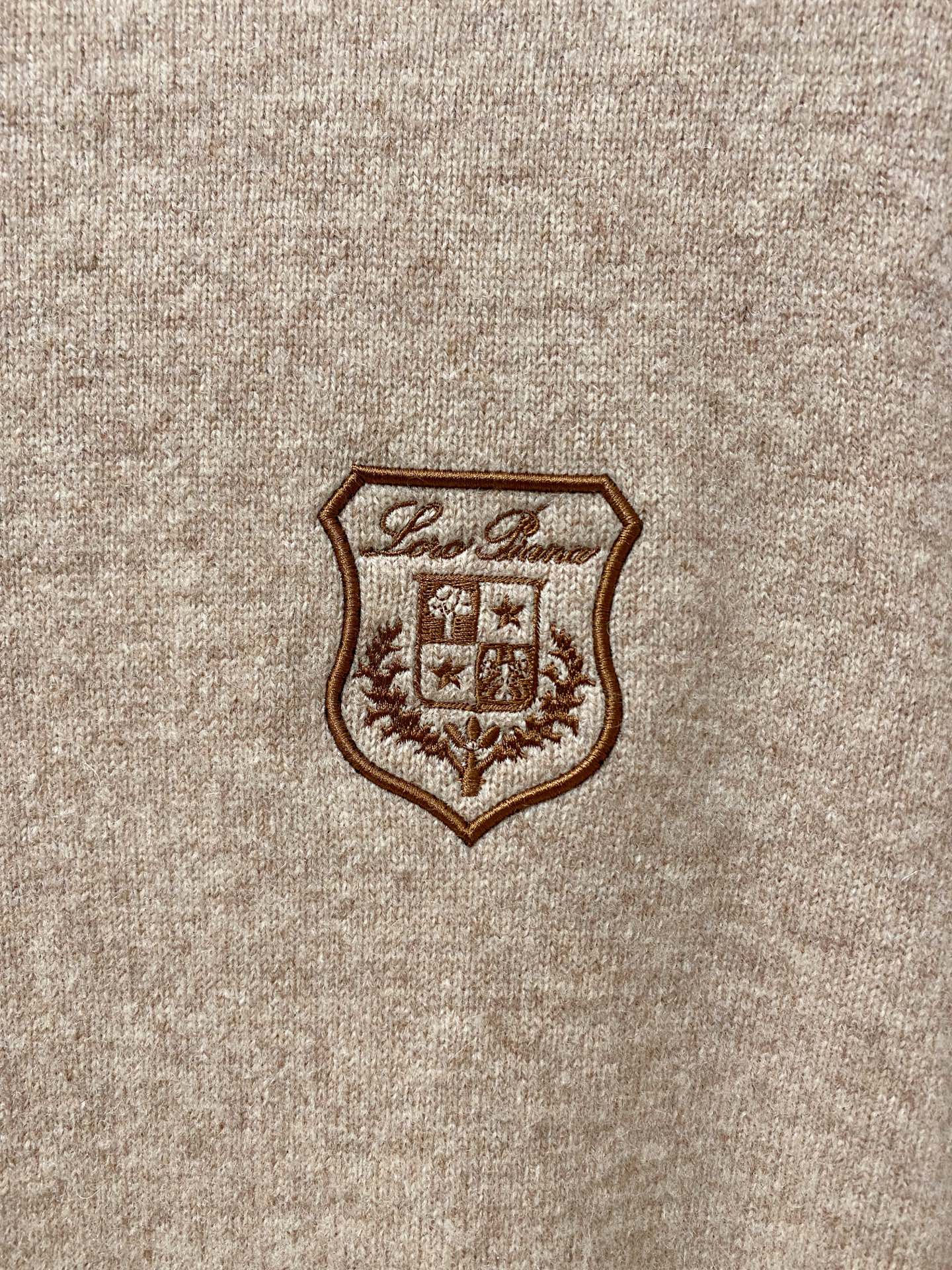 。lP🆕。高端100%美利奴羊毛 保暖更抗起球，秋冬新款高端羊毛套头针织毛衣，时尚刺绣图案提花时尚休闲织