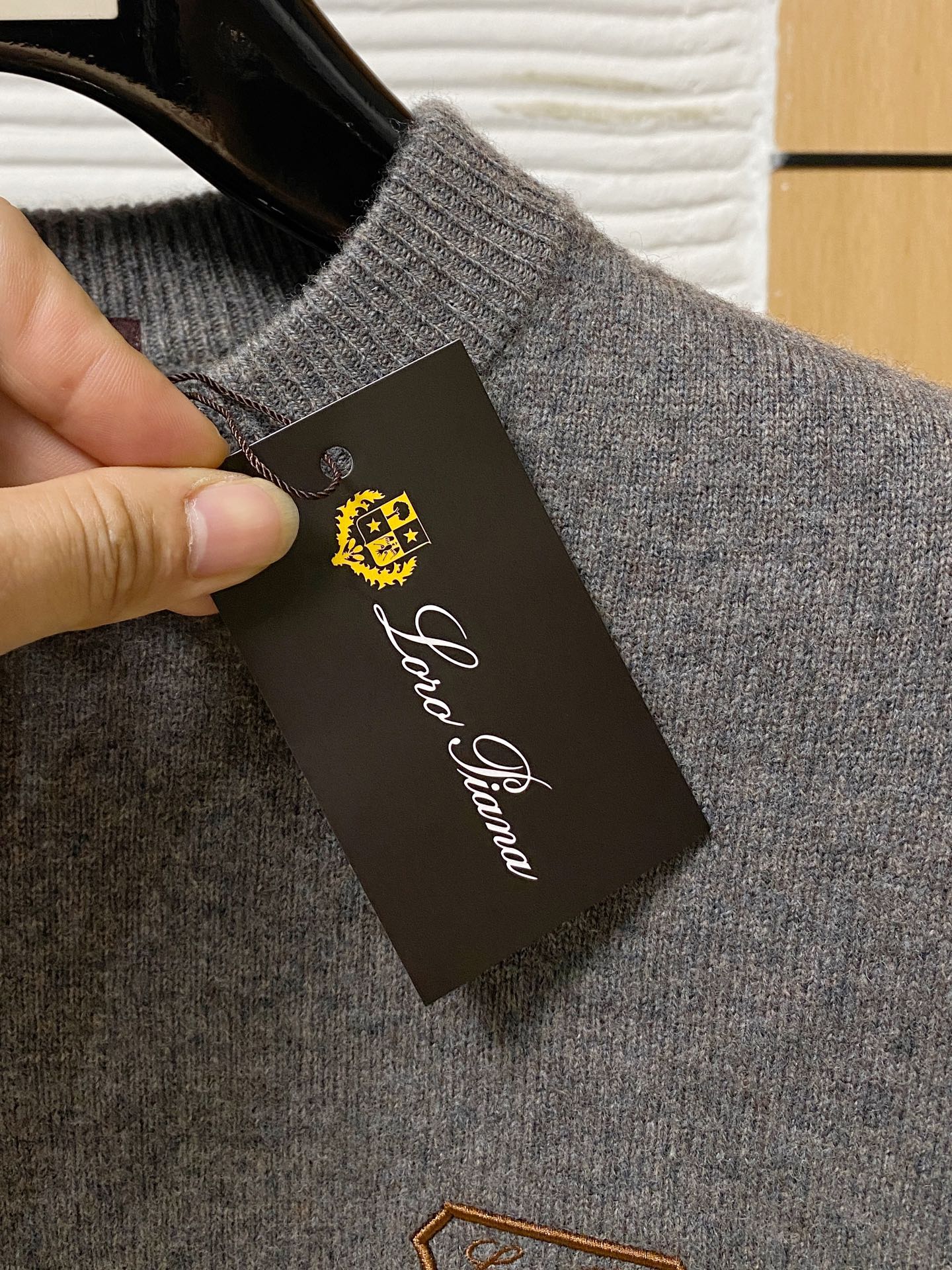 。lP🆕。高端100%美利奴羊毛 保暖更抗起球，秋冬新款高端羊毛套头针织毛衣，时尚刺绣图案提花时尚休闲织