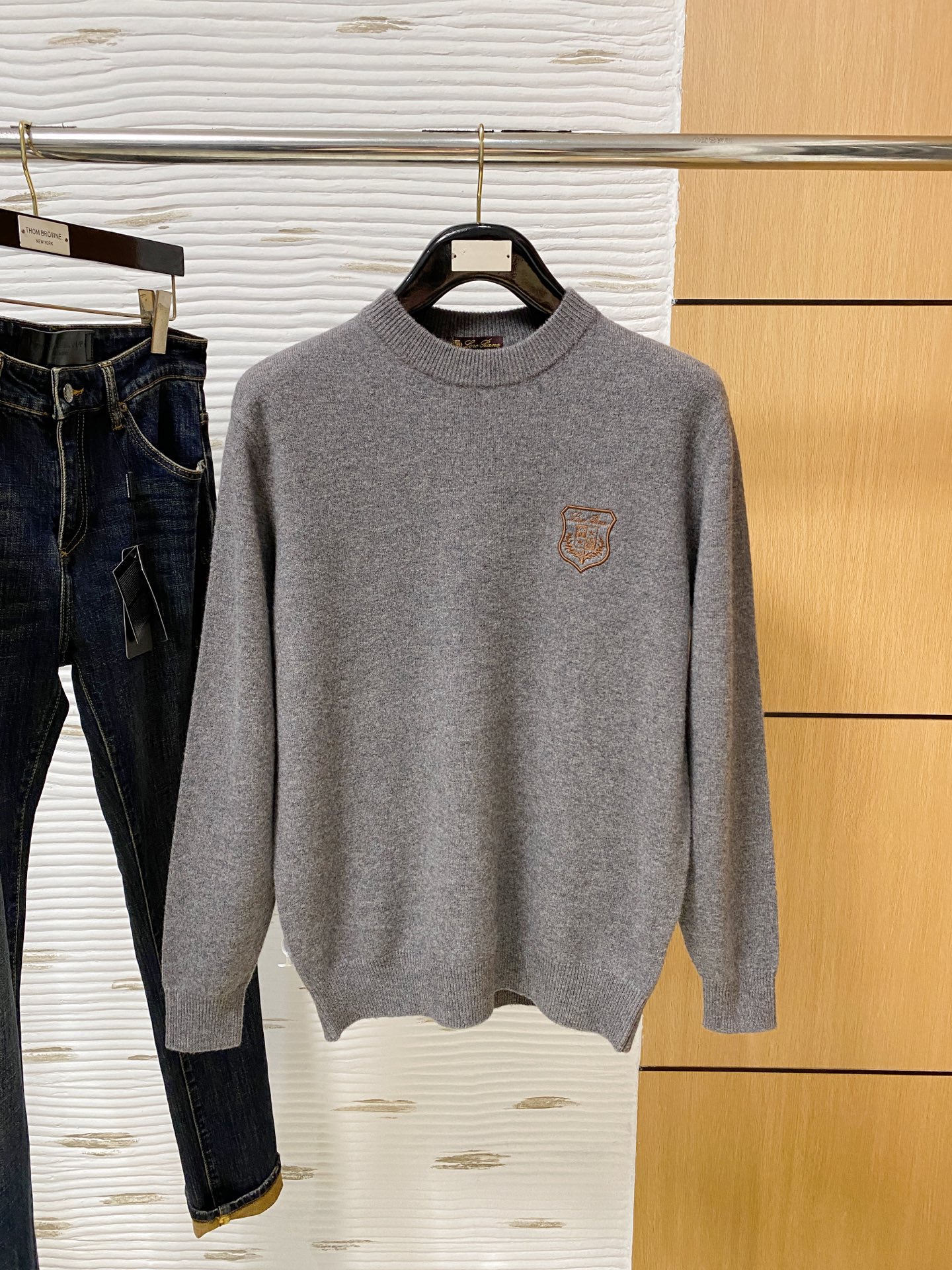 。lP🆕。高端100%美利奴羊毛 保暖更抗起球，秋冬新款高端羊毛套头针织毛衣，时尚刺绣图案提花时尚休闲织