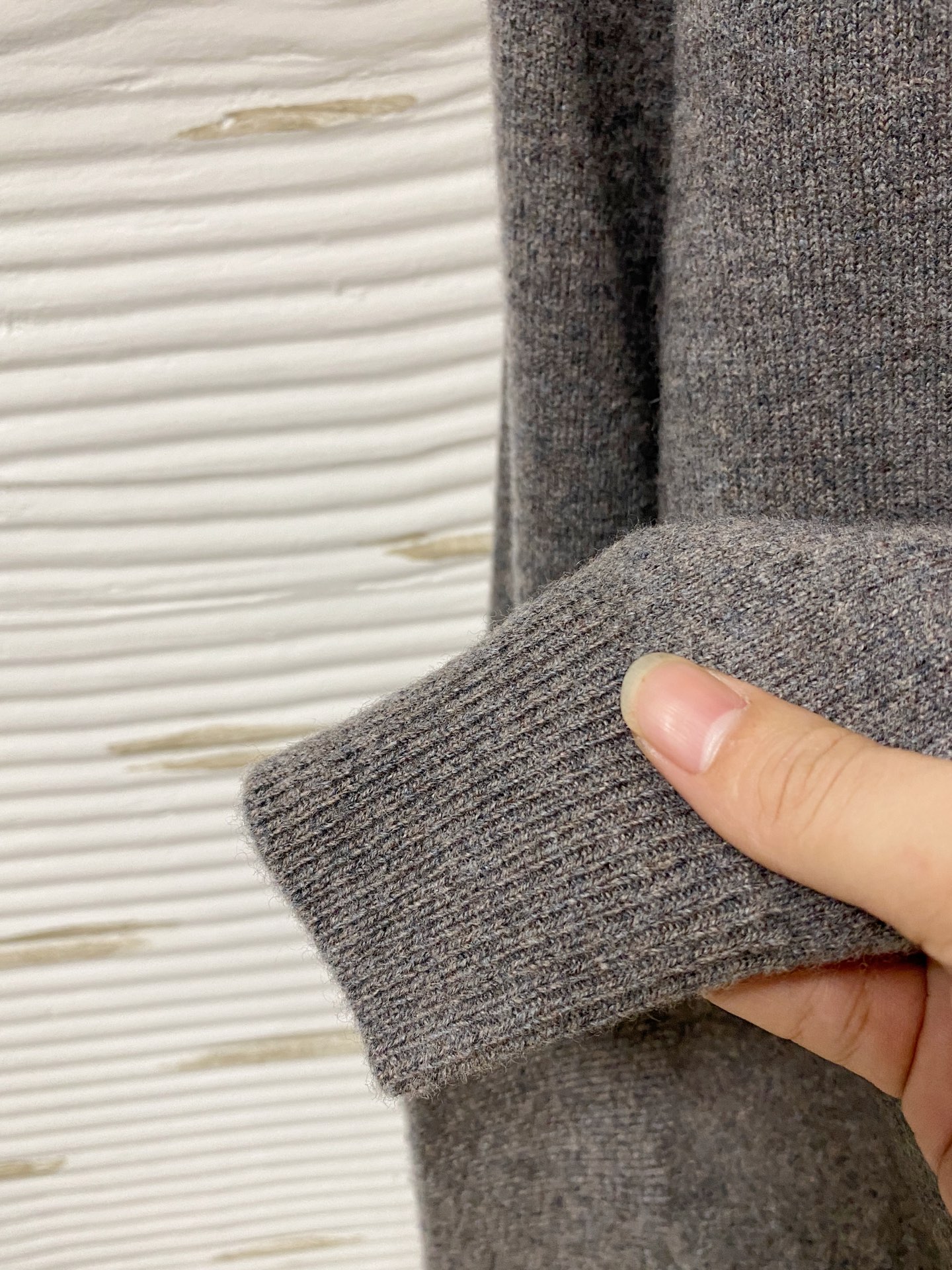 。lP🆕。高端100%美利奴羊毛 保暖更抗起球，秋冬新款高端羊毛套头针织毛衣，时尚刺绣图案提花时尚休闲织