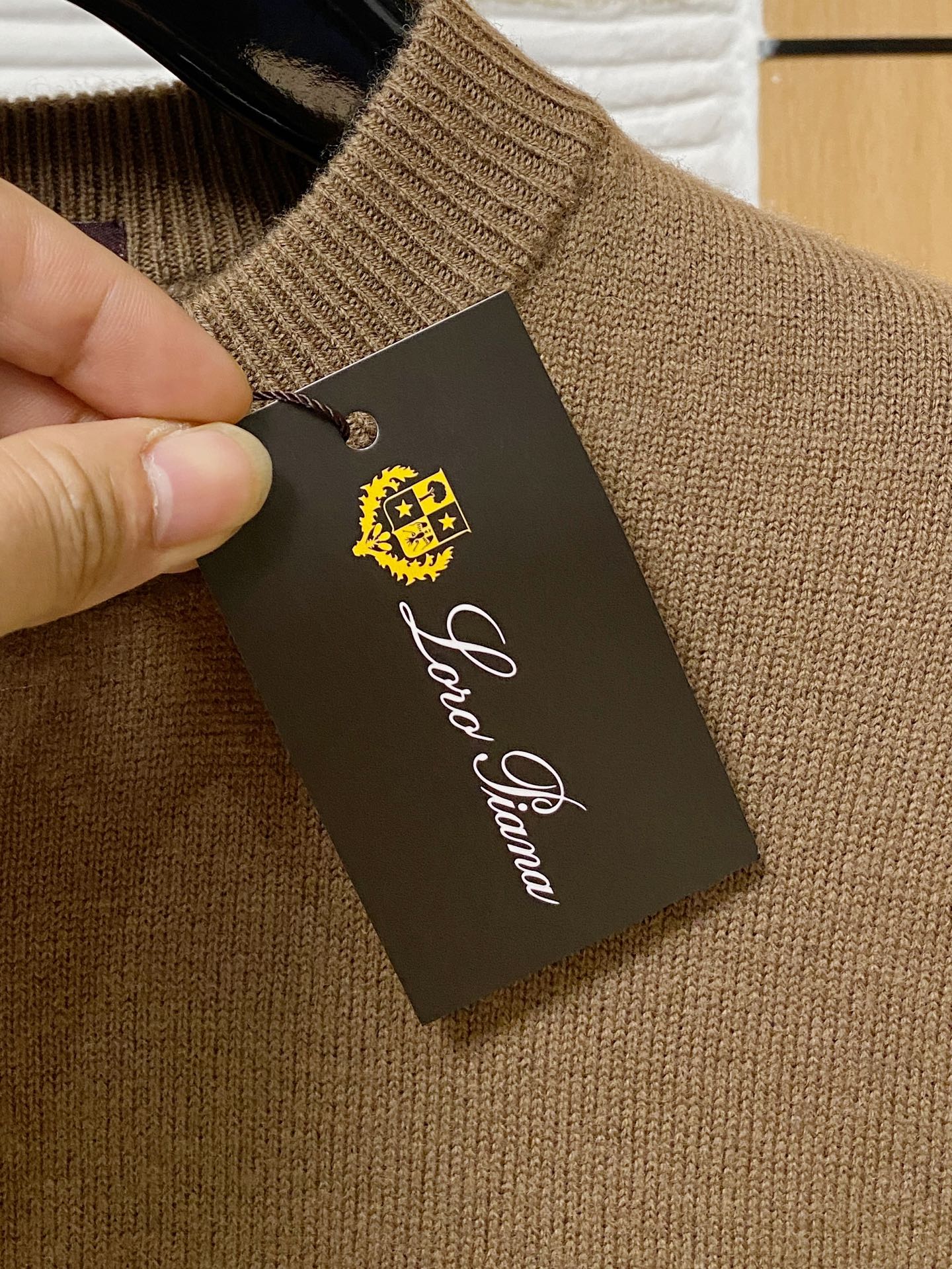 。lP🆕。高端100%美利奴羊毛 保暖更抗起球，秋冬新款高端羊毛套头针织毛衣，时尚刺绣图案提花时尚休闲织