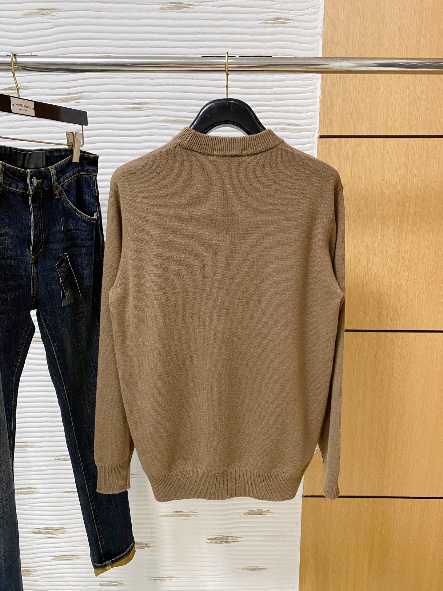 。lP🆕。高端100%美利奴羊毛 保暖更抗起球，秋冬新款高端羊毛套头针织毛衣，时尚刺绣图案提花时尚休闲织