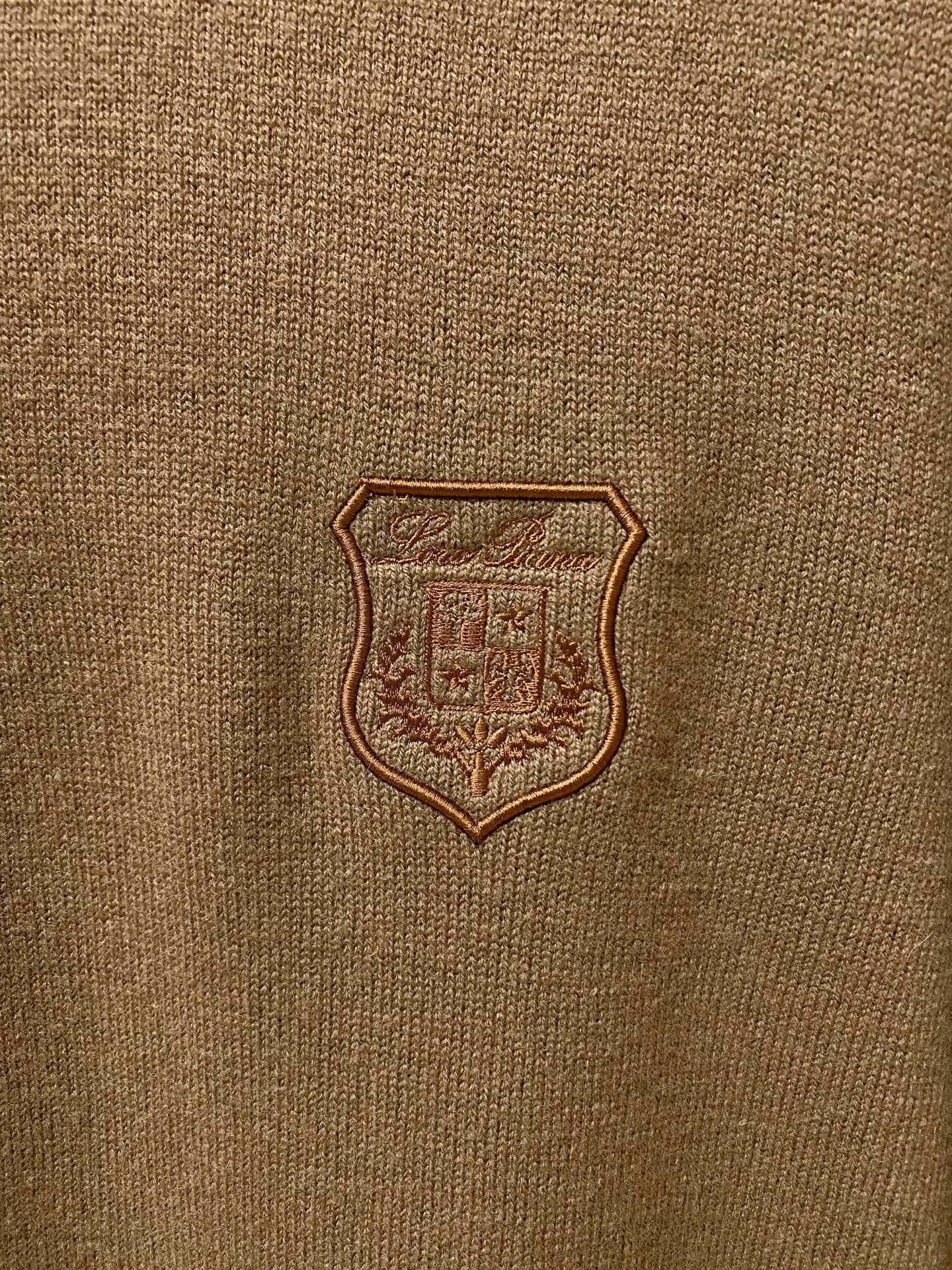 。lP🆕。高端100%美利奴羊毛 保暖更抗起球，秋冬新款高端羊毛套头针织毛衣，时尚刺绣图案提花时尚休闲织