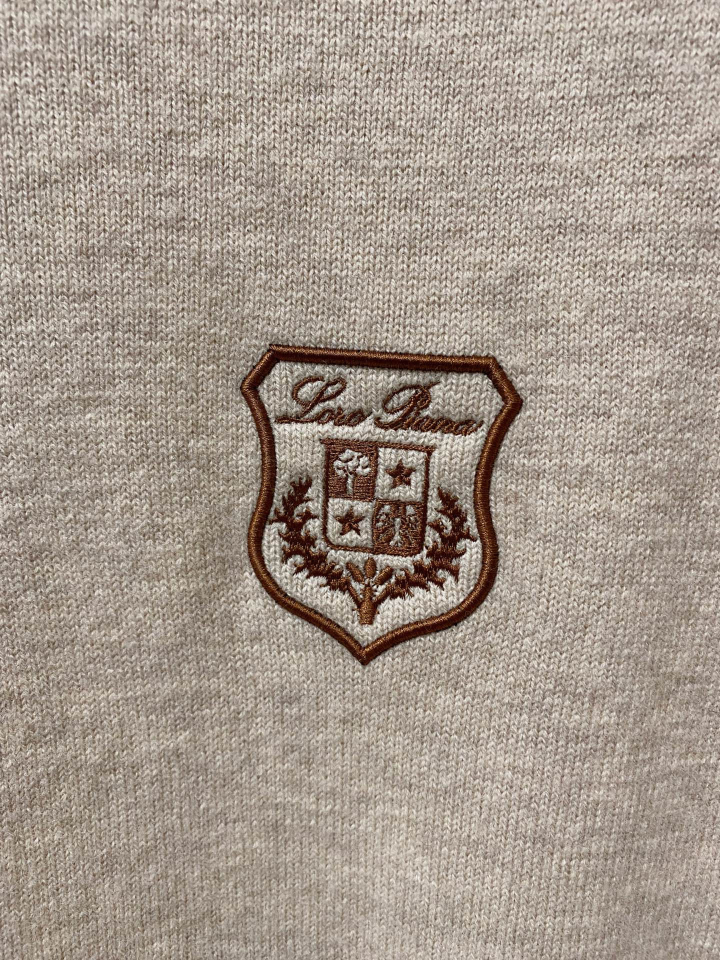 。lP🆕。高端100%美利奴羊毛 保暖更抗起球，秋冬新款高端羊毛套头针织毛衣，时尚刺绣图案提花时尚休闲织