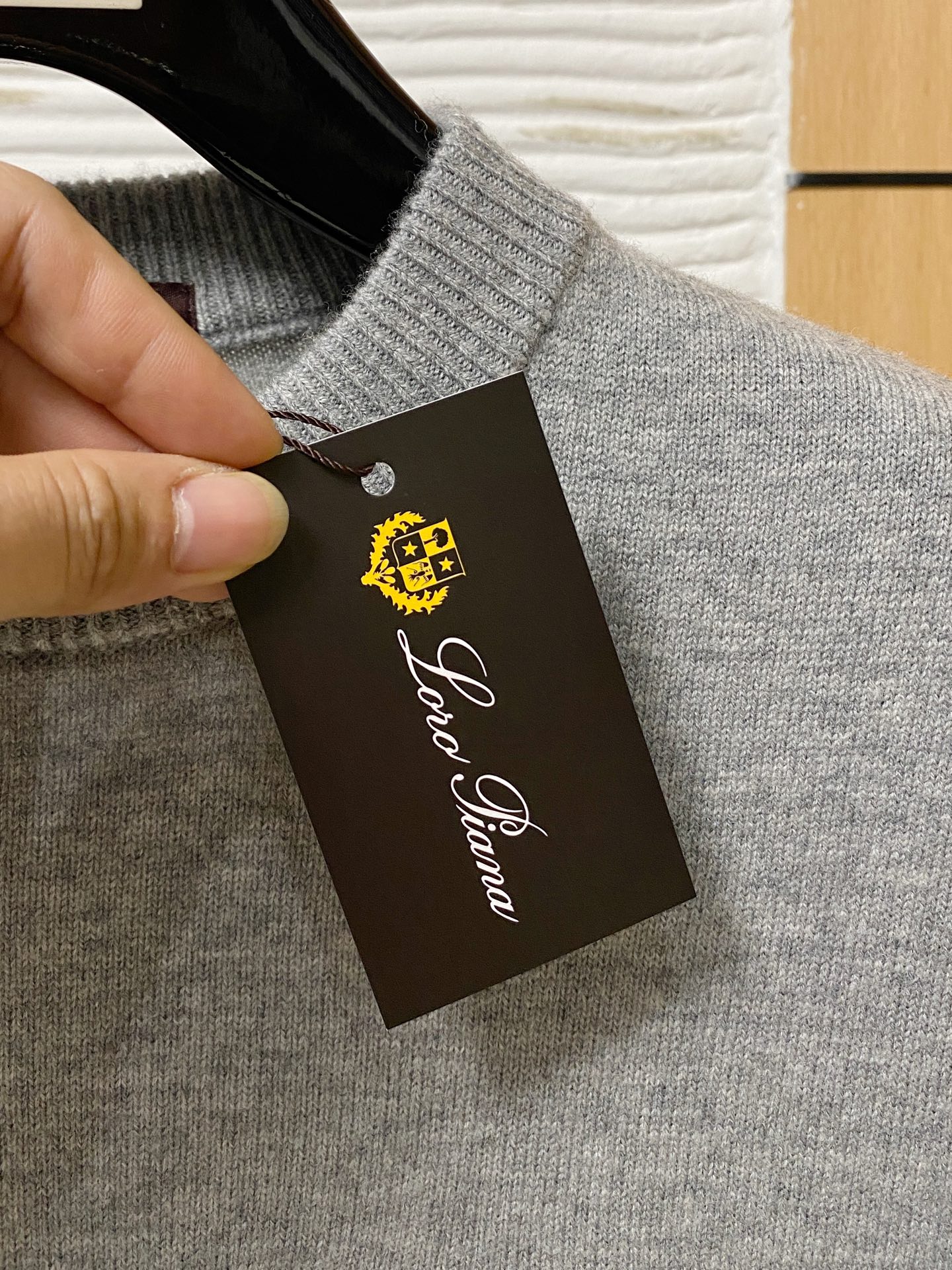 。lP🆕。高端100%美利奴羊毛 保暖更抗起球，秋冬新款高端羊毛套头针织毛衣，时尚刺绣图案提花时尚休闲织