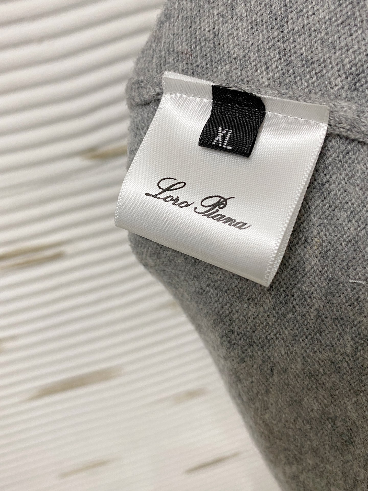 。lP🆕。高端100%美利奴羊毛 保暖更抗起球，秋冬新款高端羊毛套头针织毛衣，时尚刺绣图案提花时尚休闲织