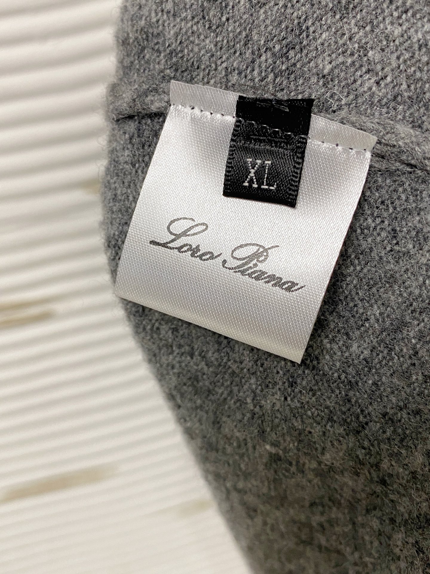 。lP🆕。高端100%美利奴羊毛 保暖更抗起球，秋冬新款高端羊毛套头针织毛衣，时尚刺绣图案提花时尚休闲织