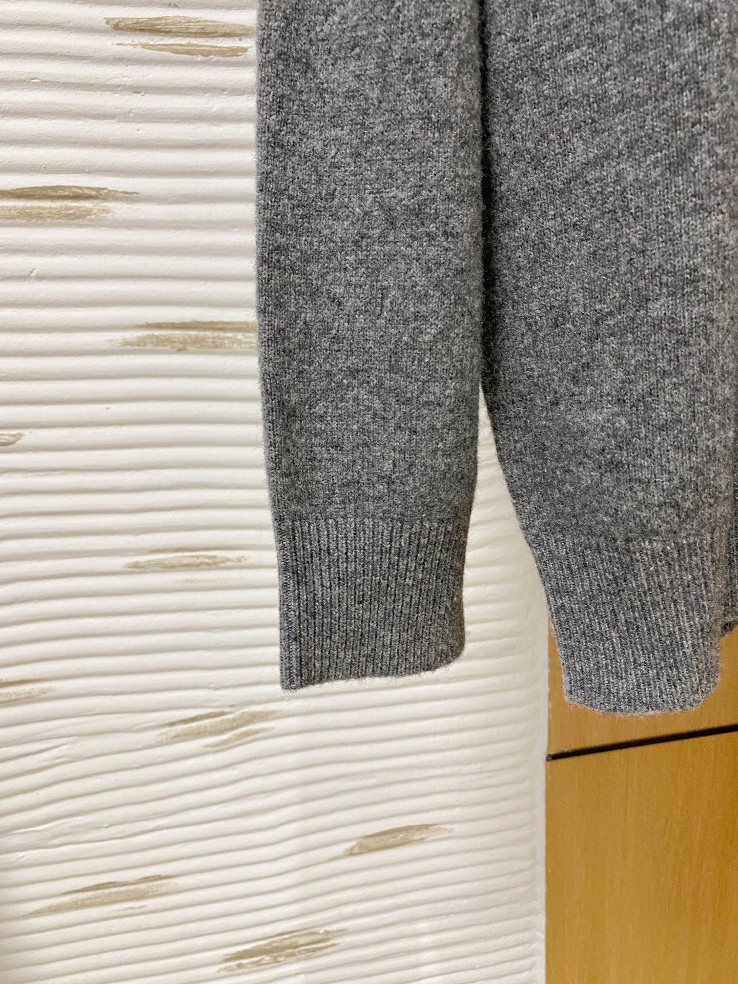 。lP🆕。高端100%美利奴羊毛 保暖更抗起球，秋冬新款高端羊毛套头针织毛衣，时尚刺绣图案提花时尚休闲织