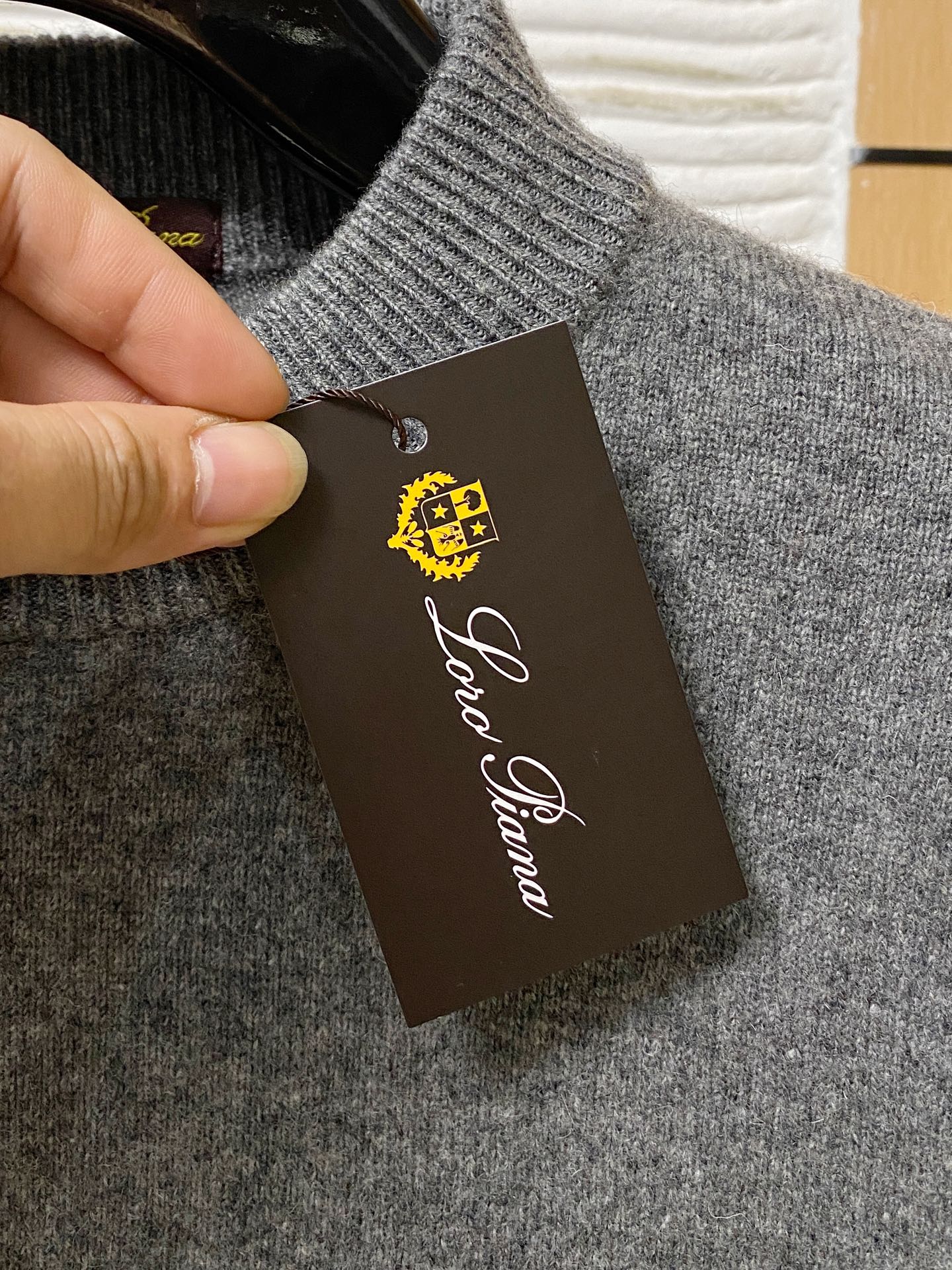 。lP🆕。高端100%美利奴羊毛 保暖更抗起球，秋冬新款高端羊毛套头针织毛衣，时尚刺绣图案提花时尚休闲织