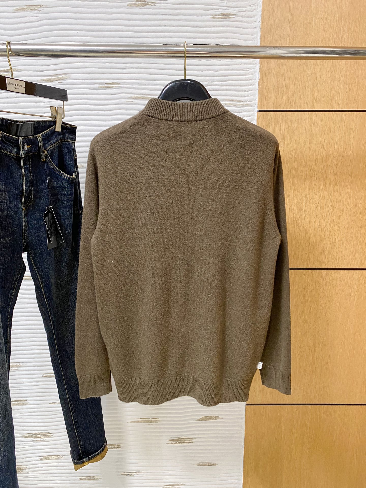 。lP🆕。高端100%美利奴羊毛 保暖更抗起球，秋冬新款高端羊毛套头针织毛衣，时尚刺绣图案提花时尚休闲织