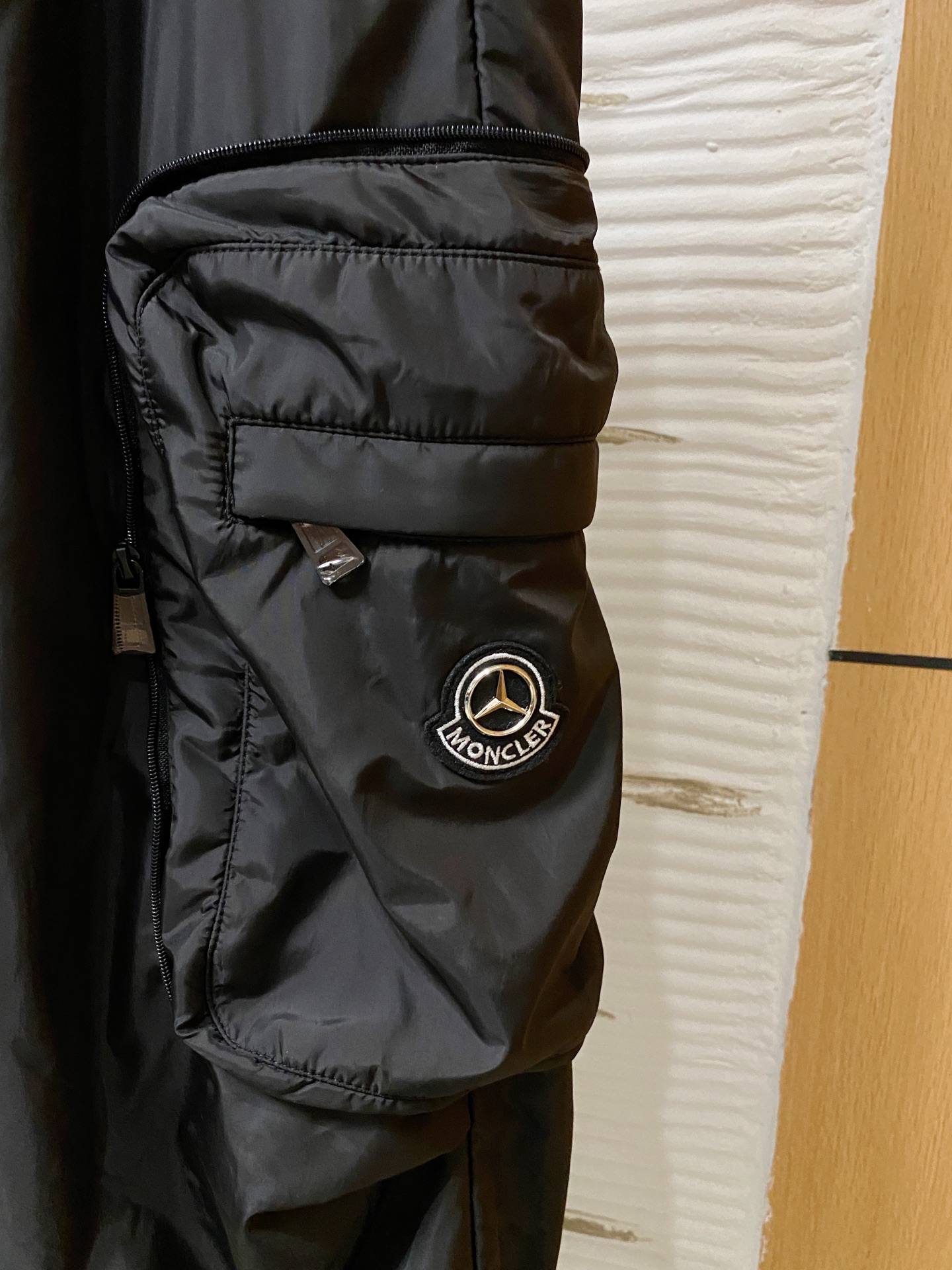  
蒙口 2025ss秋冬新品 男士精品休闲裤顶级面料休闲裤，最新款上身版型无敌正!绝对可以闭眼收的一款