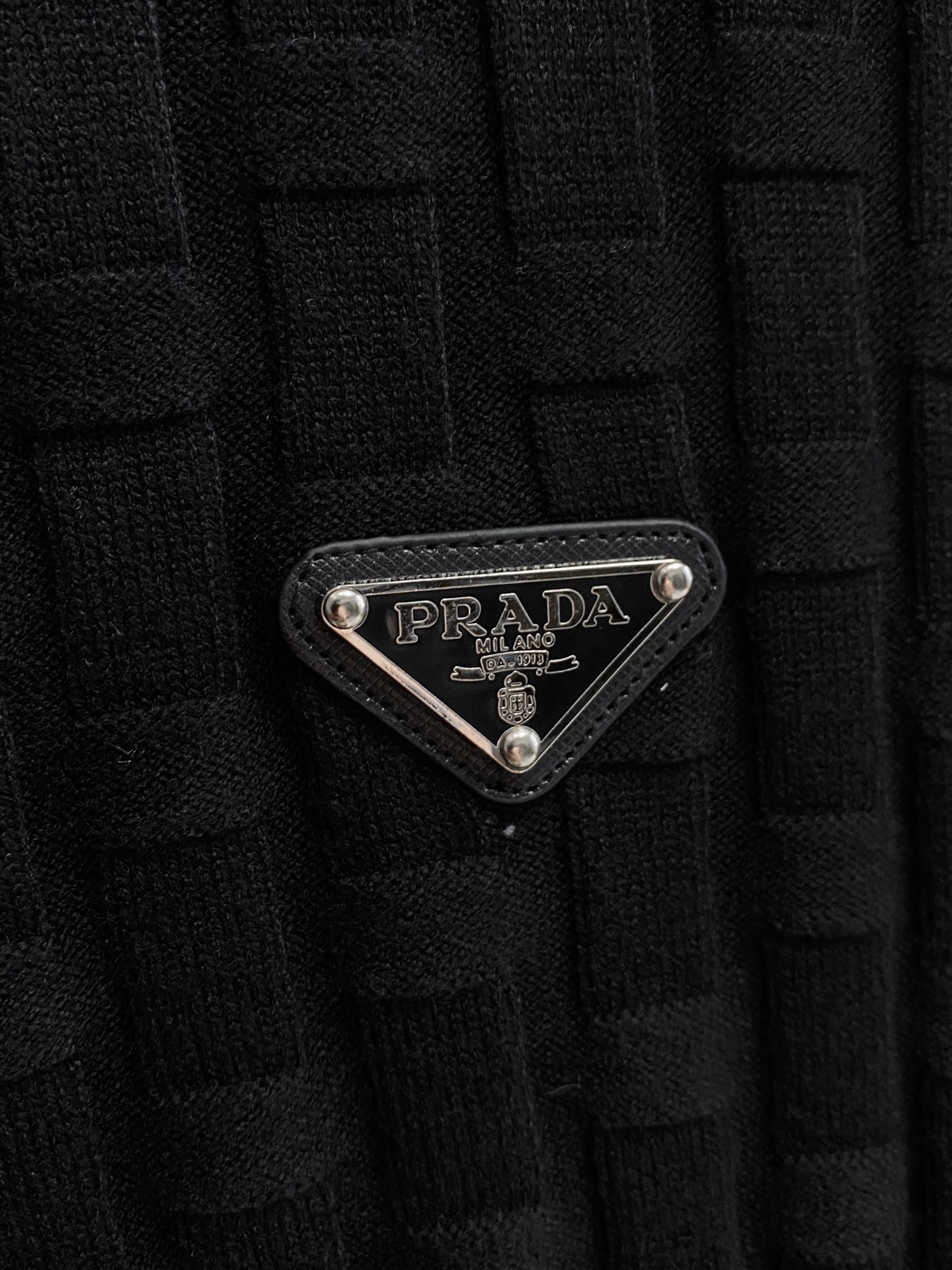 Prada Women's Wool Knit Sweater - Luxurious, Imported, Fine Knit, Unisex 6 i1755797629221 8833 0 3