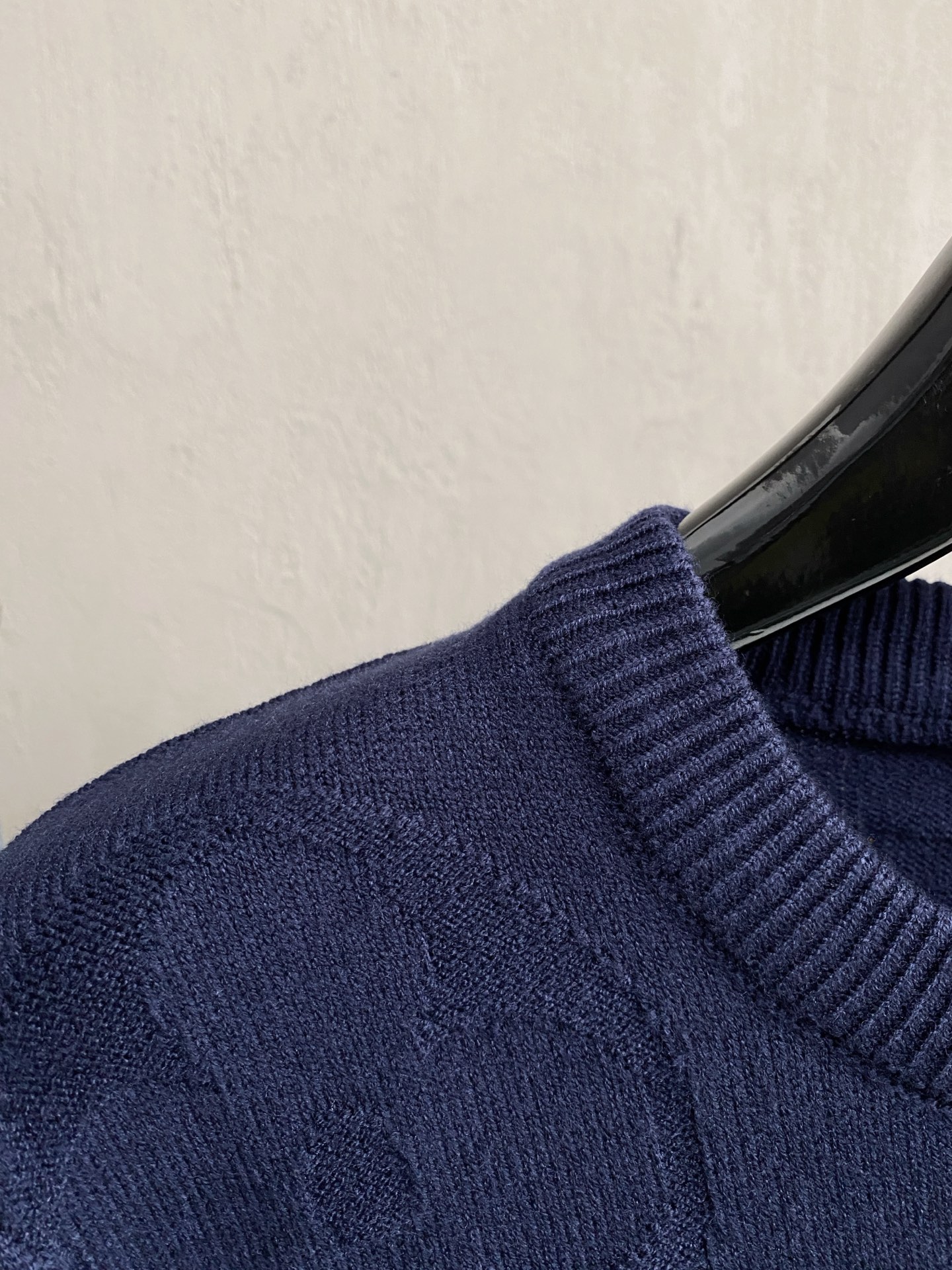 Louis Vuitton Women's Wool Blend Sweater - Designer Knitwear 5 i1755797684018 178 0 2