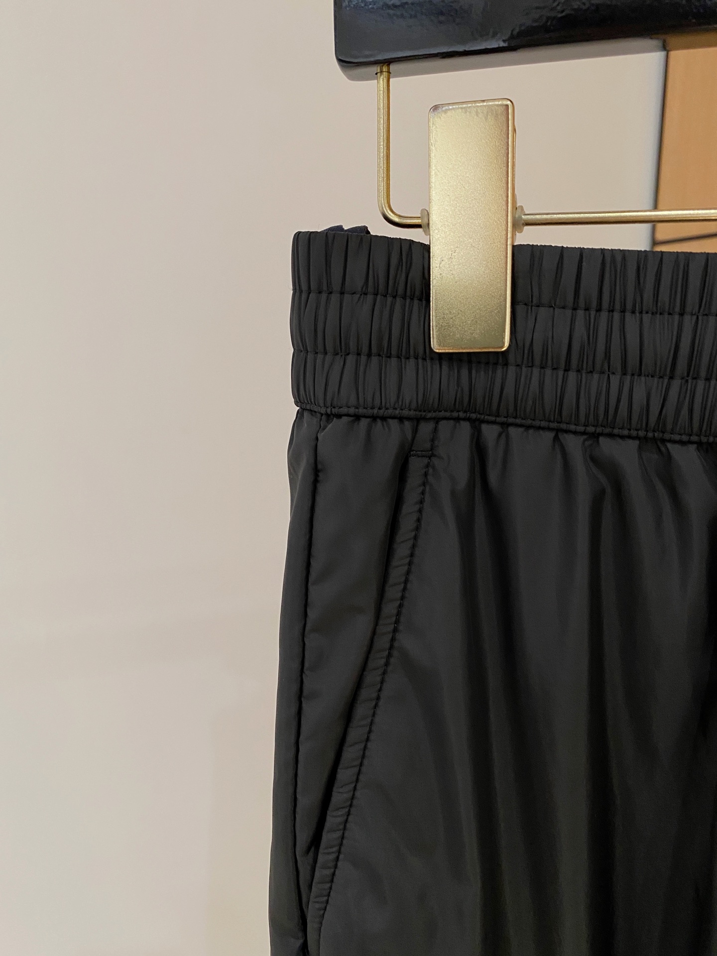 蒙口 2025ss秋冬新品 男士精品休闲裤顶级面料休闲裤，最新款上身版型无敌正!绝对可以闭眼收的一款此款