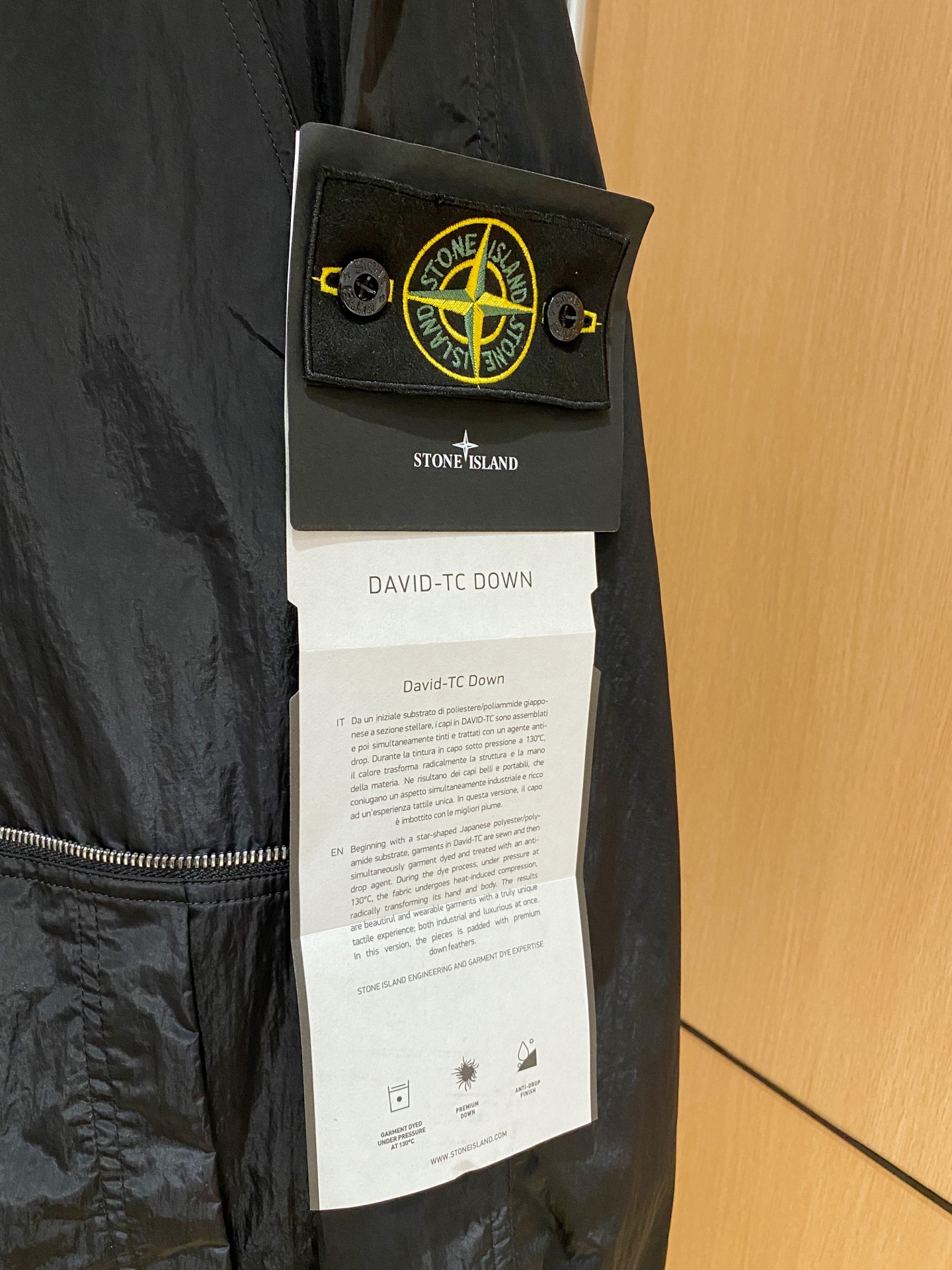 （顶级假两件）石头岛 专柜一比一、顶级品质 2025新款夹克外套，秀场新品‼品相非常完美，舒适保暖，三标