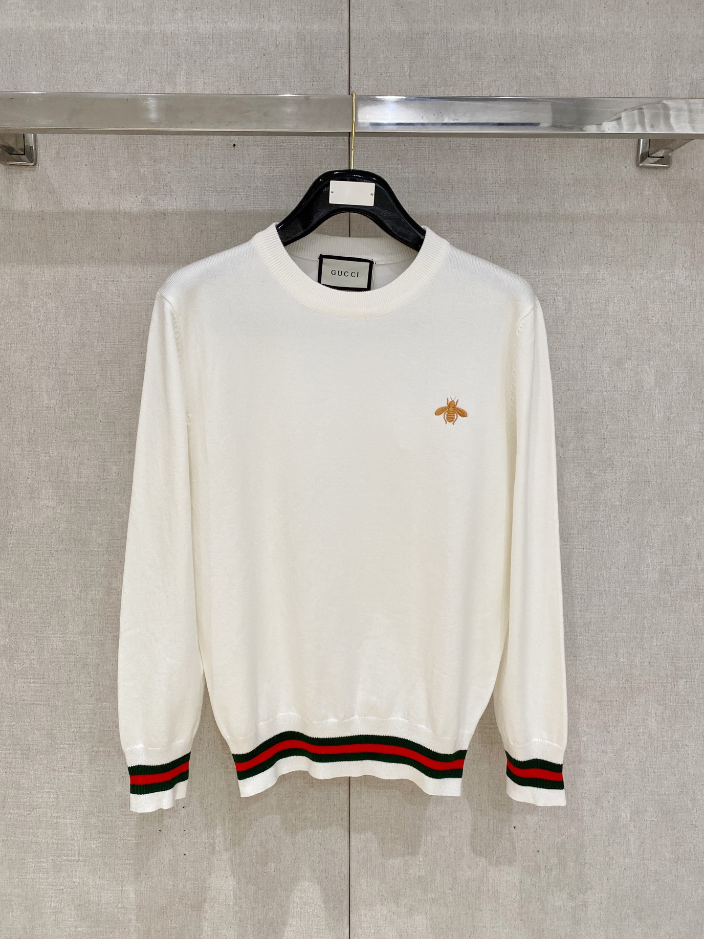 NO:518549,Gucci/Gucci New products for spring and summer 2025 are available in new products, complete three standards, round neck sweater, good products do not need to be introduced too much, look at the details, counter number M-XXXL /140 suggestions L,,gucci,sweaters,alexander wang19860909Gucci/古奇 2025年春夏新品上新 三标齐全 圆领毛衣 好货不用过多介绍 看细节 专柜码数M-XXXL /140建议L,,gucci,sweaters,alexander wang,Men's clothing