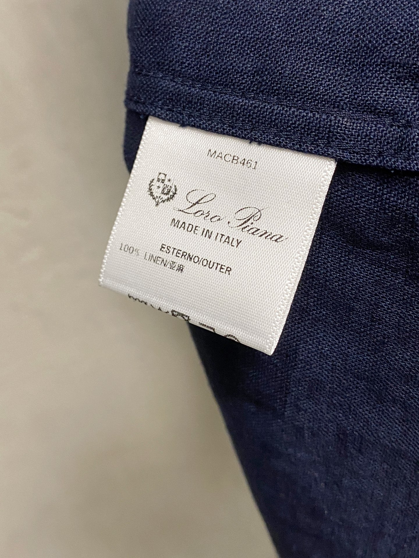 史诗级别的亚麻衬衫，lP🆕独家巨献，胸前刺绣logo多色入荷。原汁原味100%亚麻面料衬衫，麻料以其独特