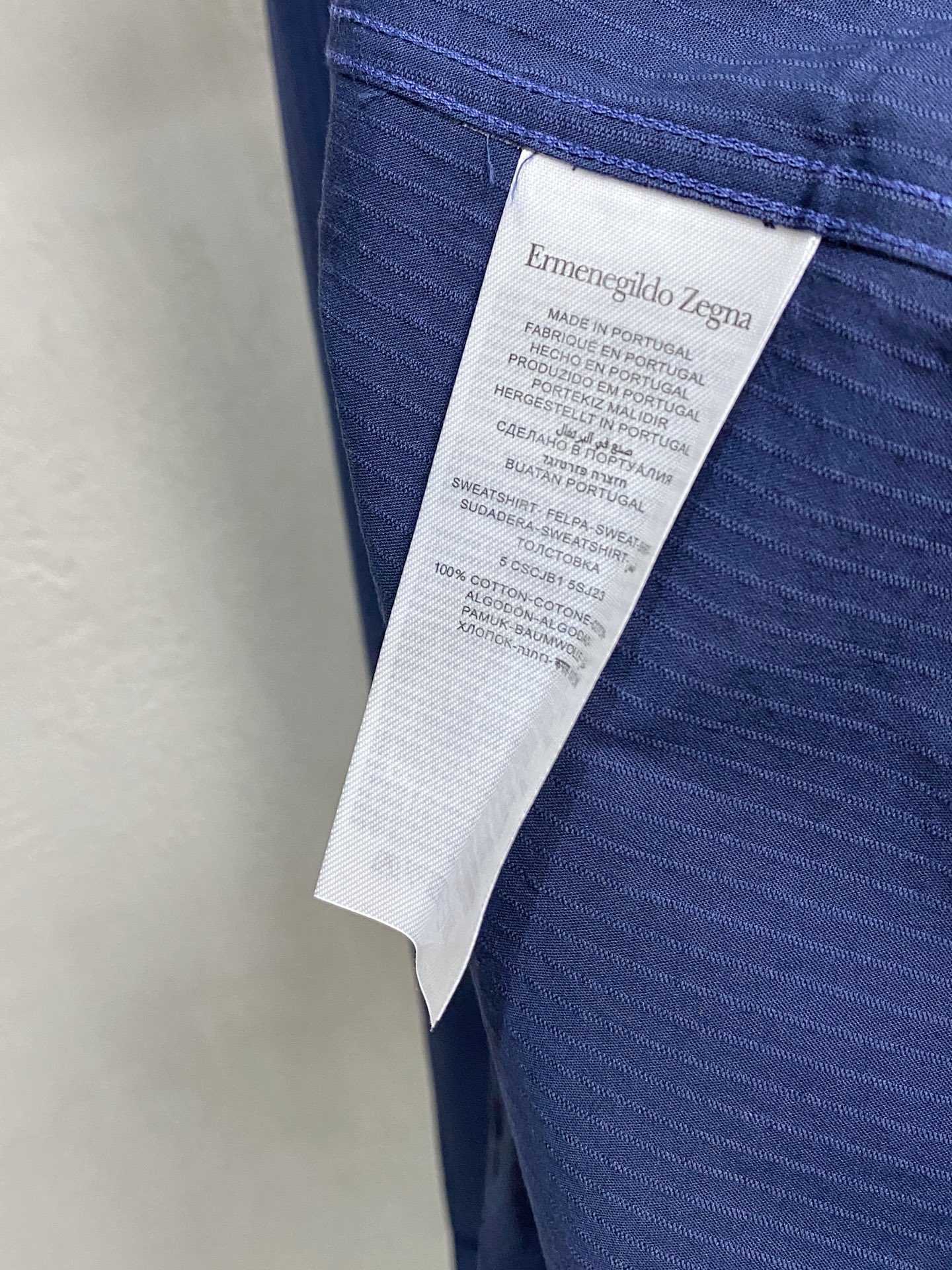 强势上新，新款不断！！！新款衬衫，高级面料高级做工，顶级品质！！！S一XXLS穿125左右m穿140左右