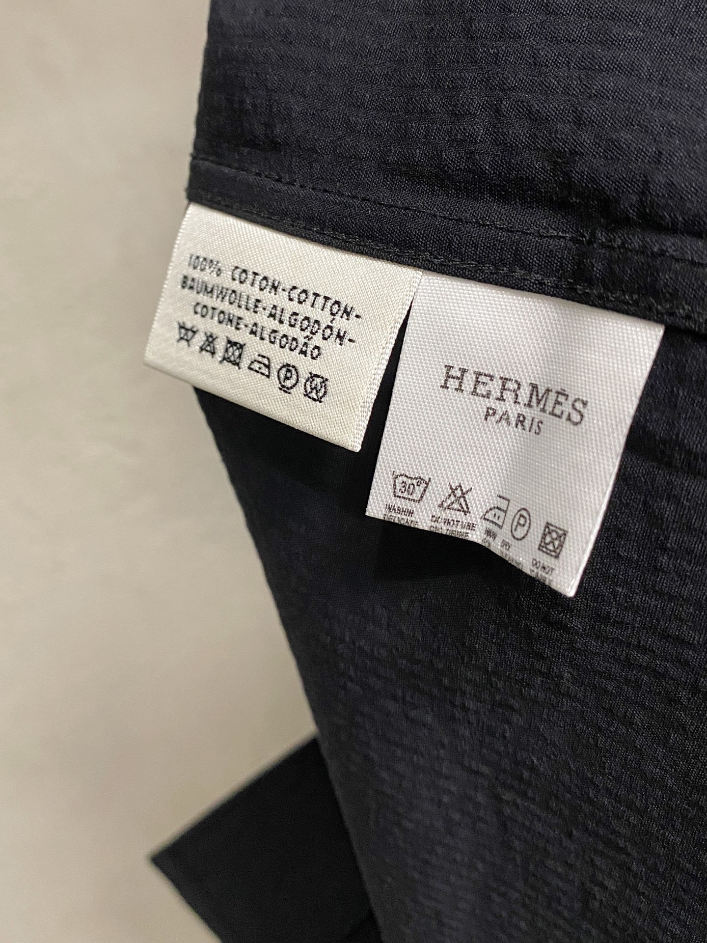 强势上新，新款不断！！！新款衬衫，高级面料高级做工，顶级品质！！！S一XXLS穿125左右m穿140左右