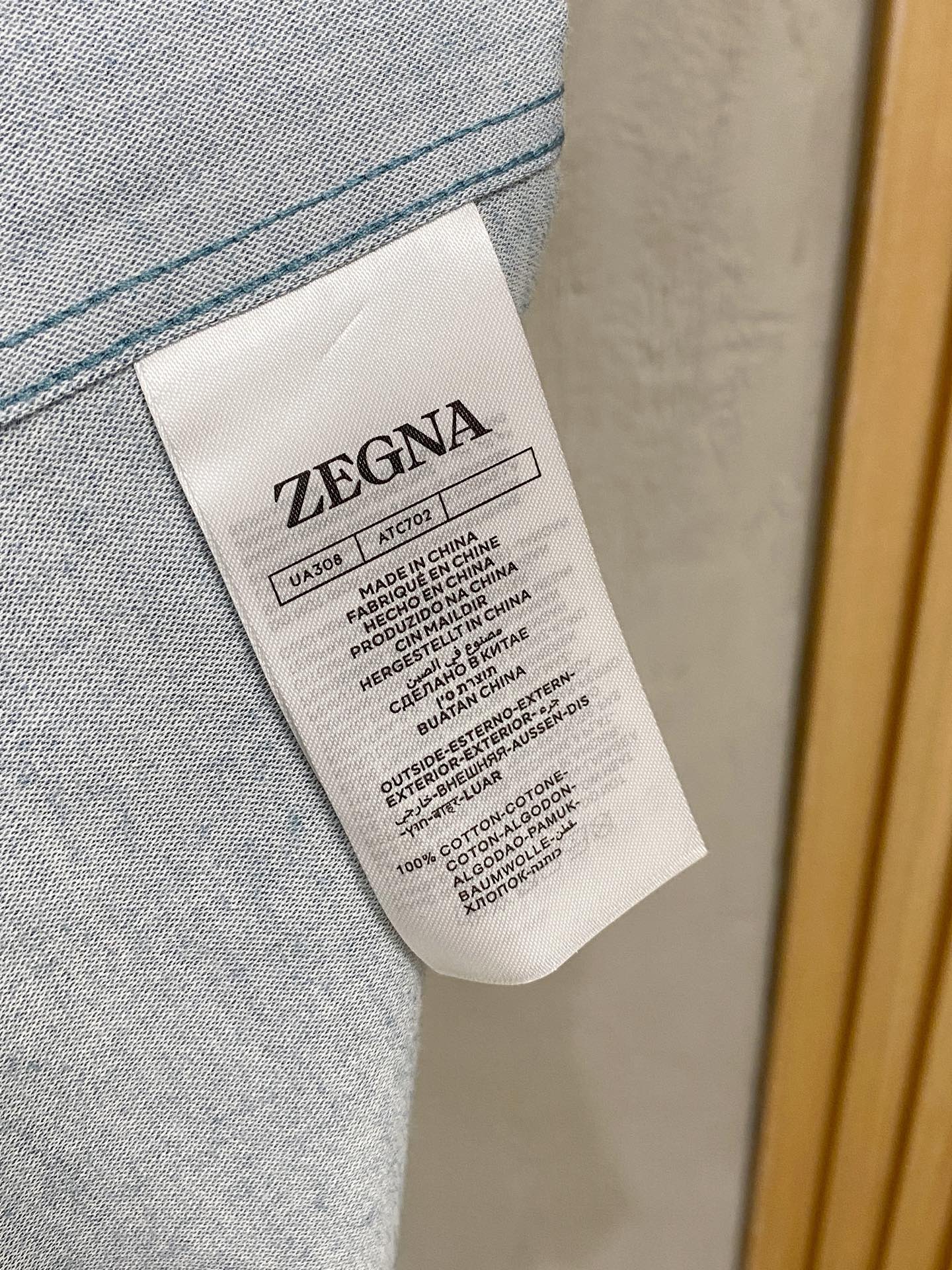 强势上新，新款不断！！！新款衬衫，高级面料高级做工，顶级品质！！！S一XXLS穿125左右m穿140左右