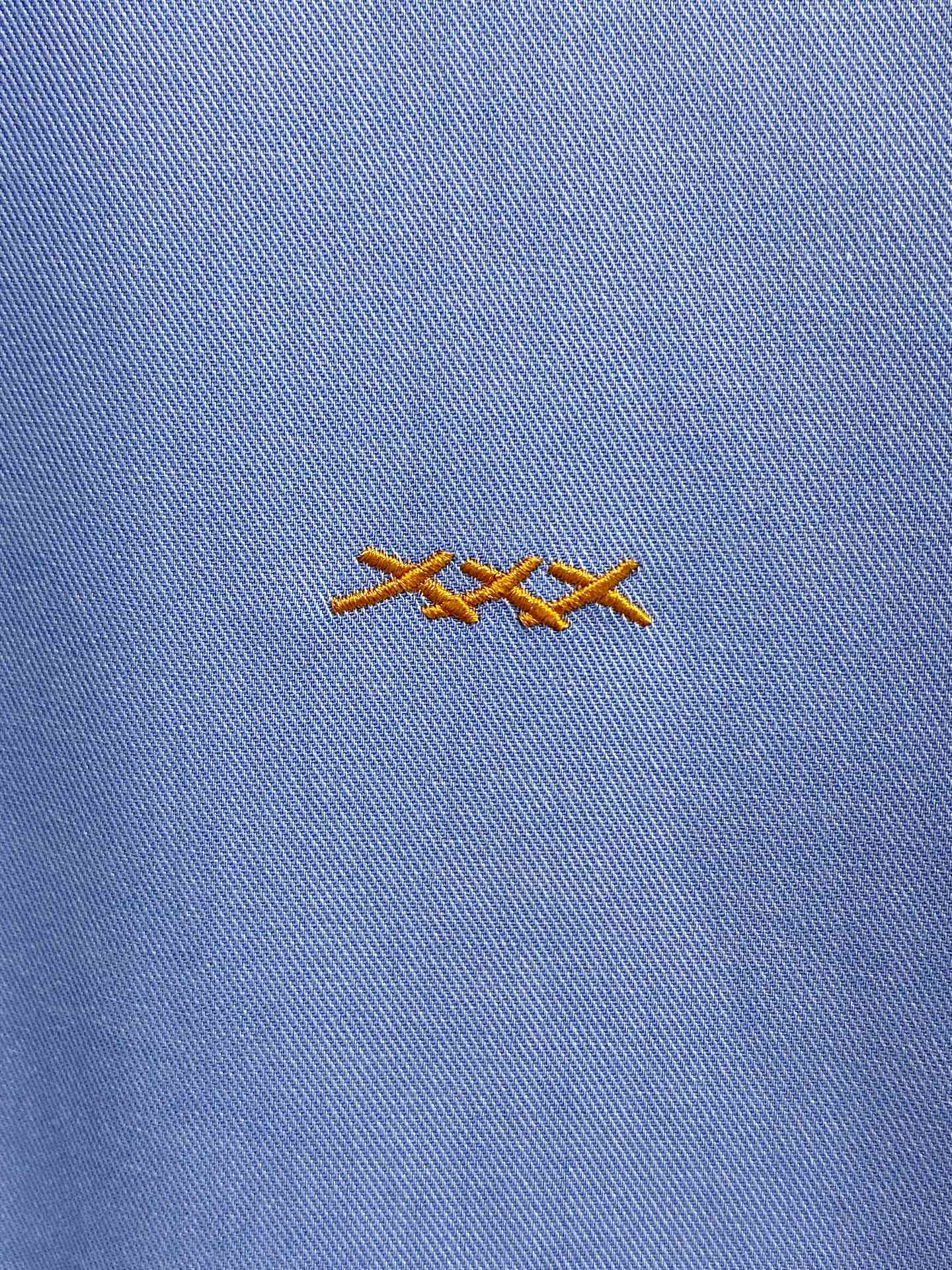 强势上新，新款不断！！！新款衬衫，高级面料高级做工，顶级品质！！！S一XXLS穿125左右m穿140左右