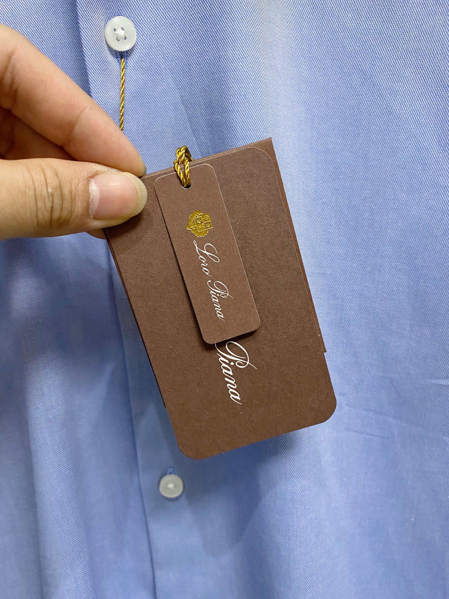 强势上新，新款不断！！！新款衬衫，高级面料高级做工，顶级品质！！！S一XXLS穿125左右m穿140左右