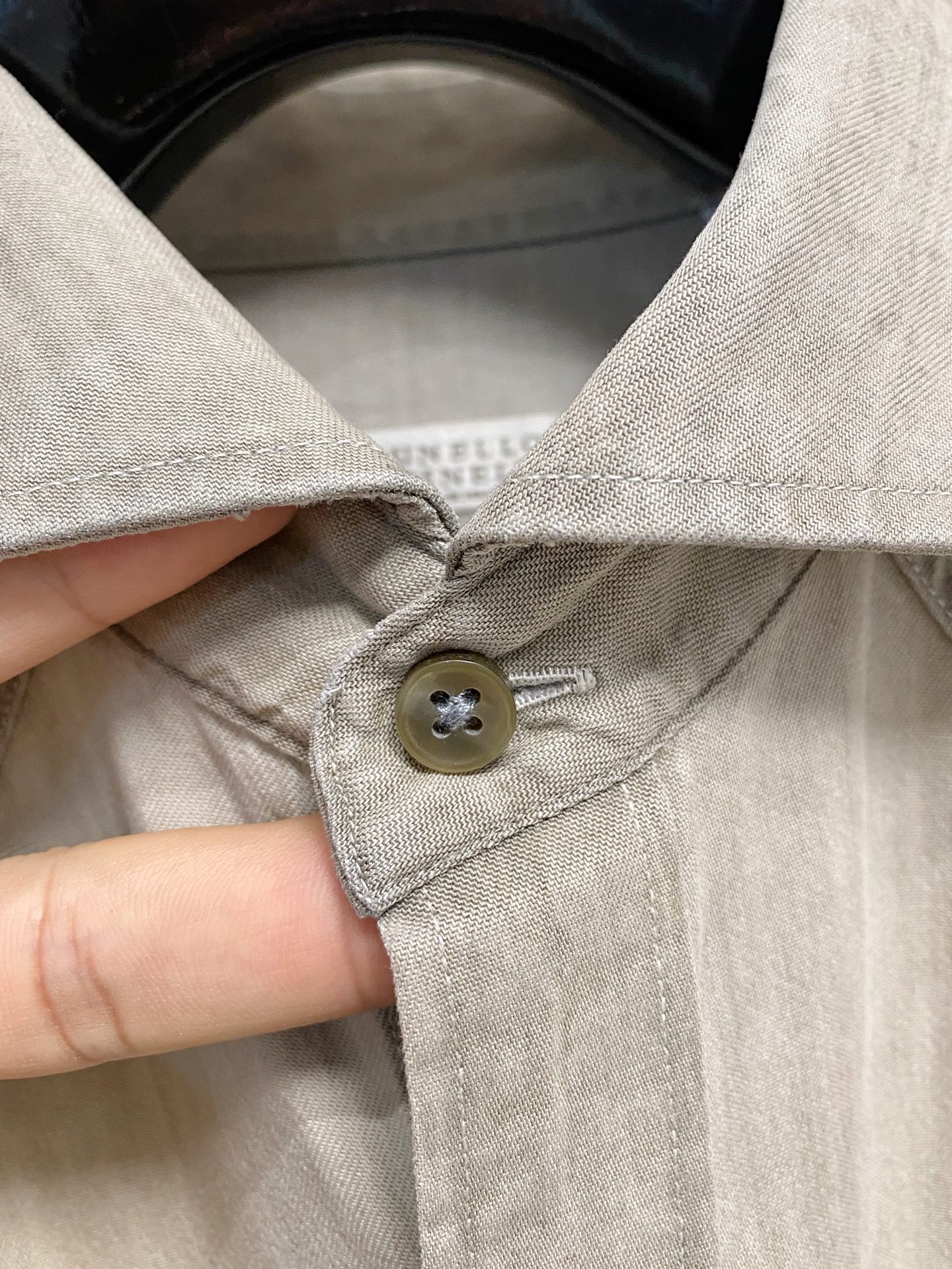 强势上新，新款不断！！！新款衬衫，高级面料高级做工，顶级品质！！！S一XXLS穿125左右m穿140左右