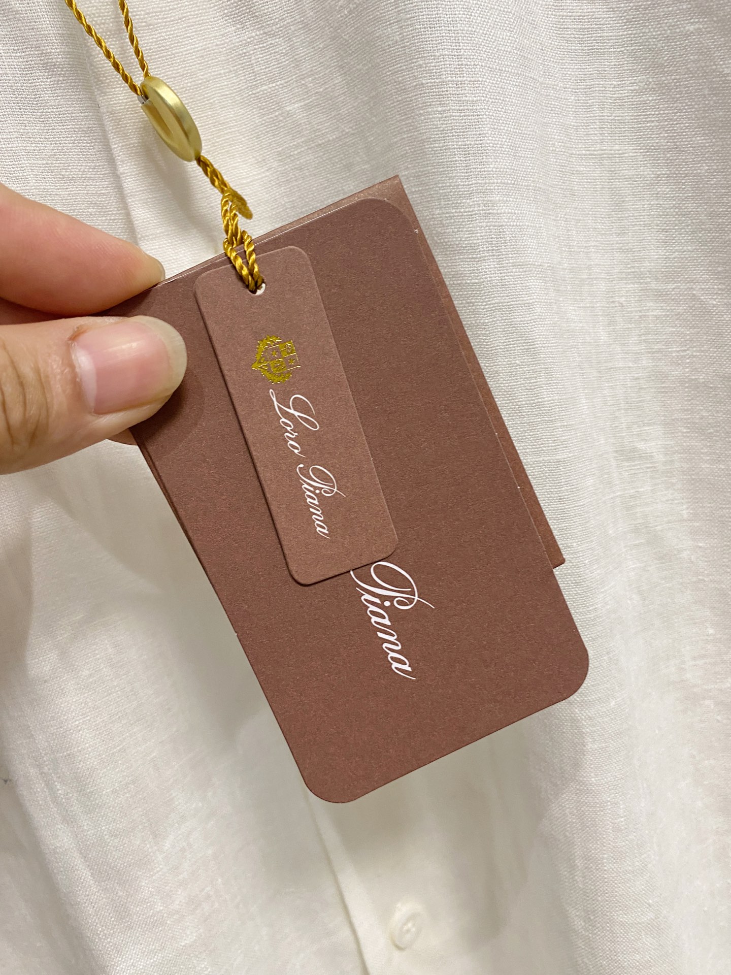 史诗级别的亚麻衬衫，lP🆕独家巨献，胸前刺绣logo多色入荷。原汁原味100%亚麻面料衬衫，麻料以其独特