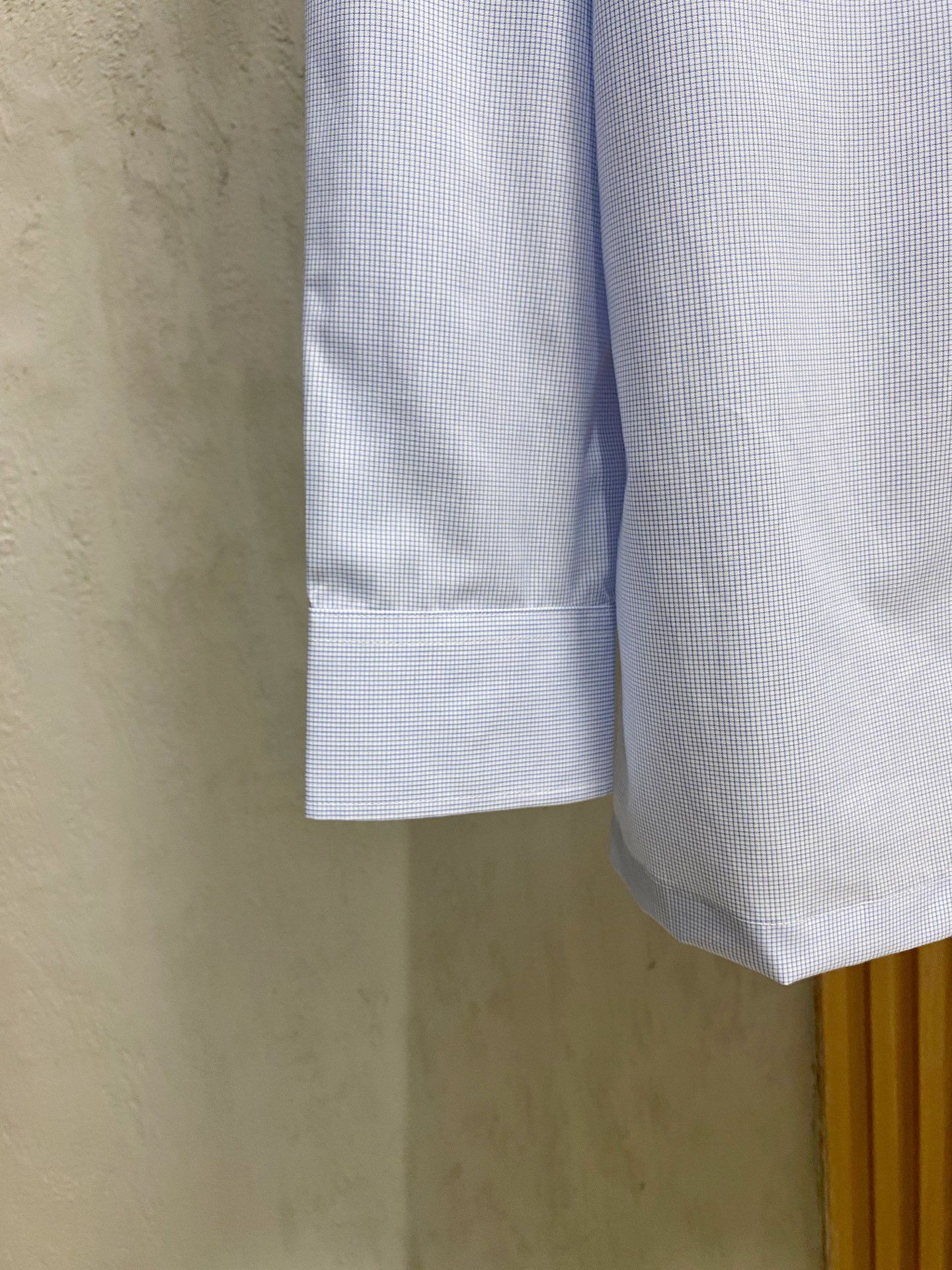 强势上新，新款不断！！！新款衬衫，高级面料高级做工，顶级品质！！！S一XXLS穿125左右m穿140左右