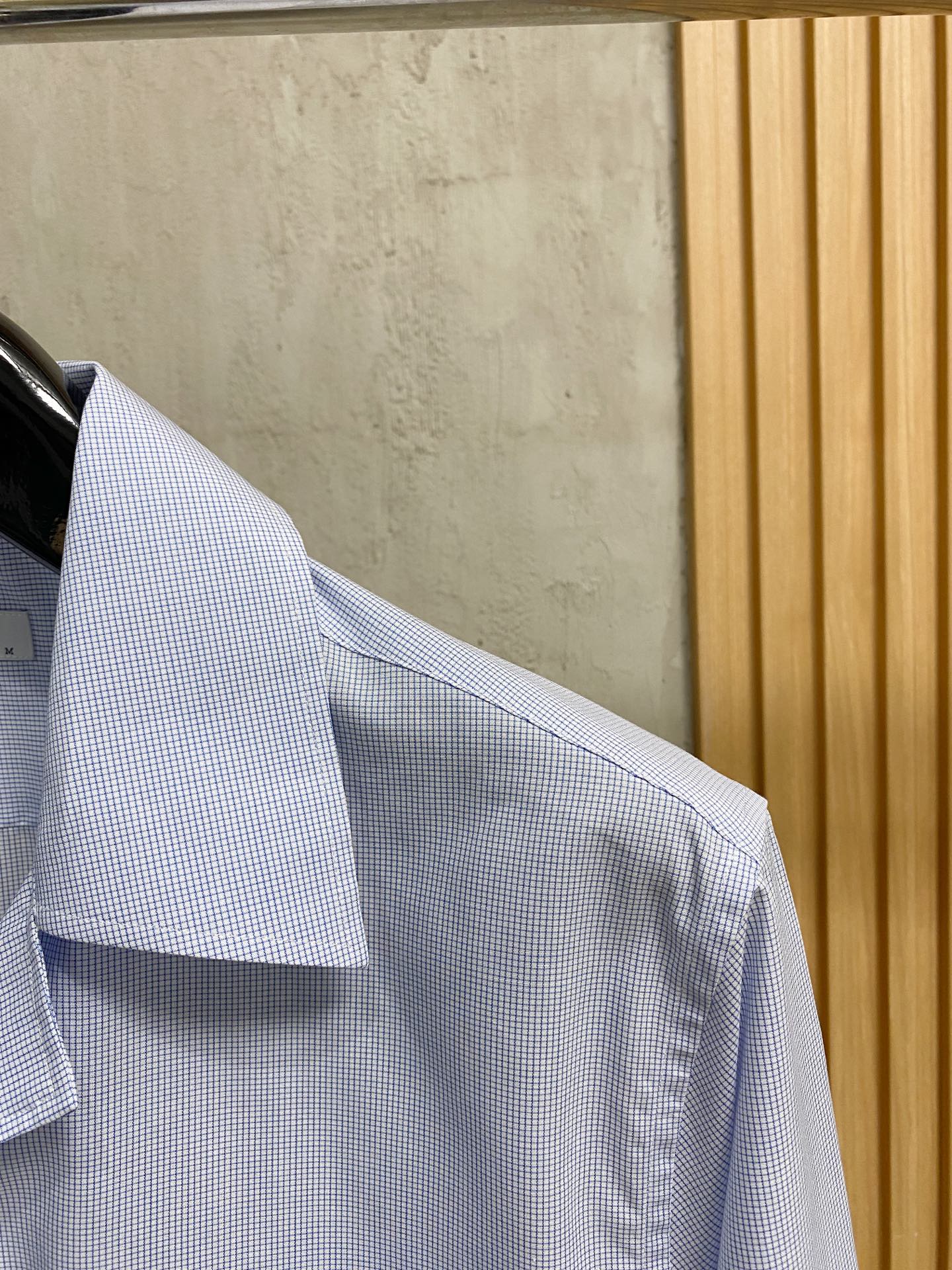 强势上新，新款不断！！！新款衬衫，高级面料高级做工，顶级品质！！！S一XXLS穿125左右m穿140左右