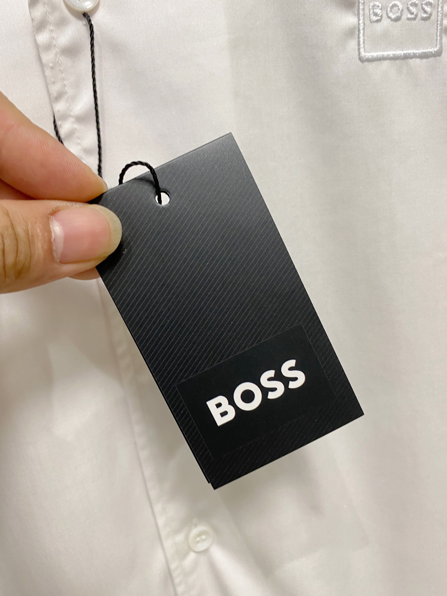 强势上新，新款不断！！！新款衬衫，高级面料高级做工，顶级品质！！！S一XXLS穿125左右m穿140左右