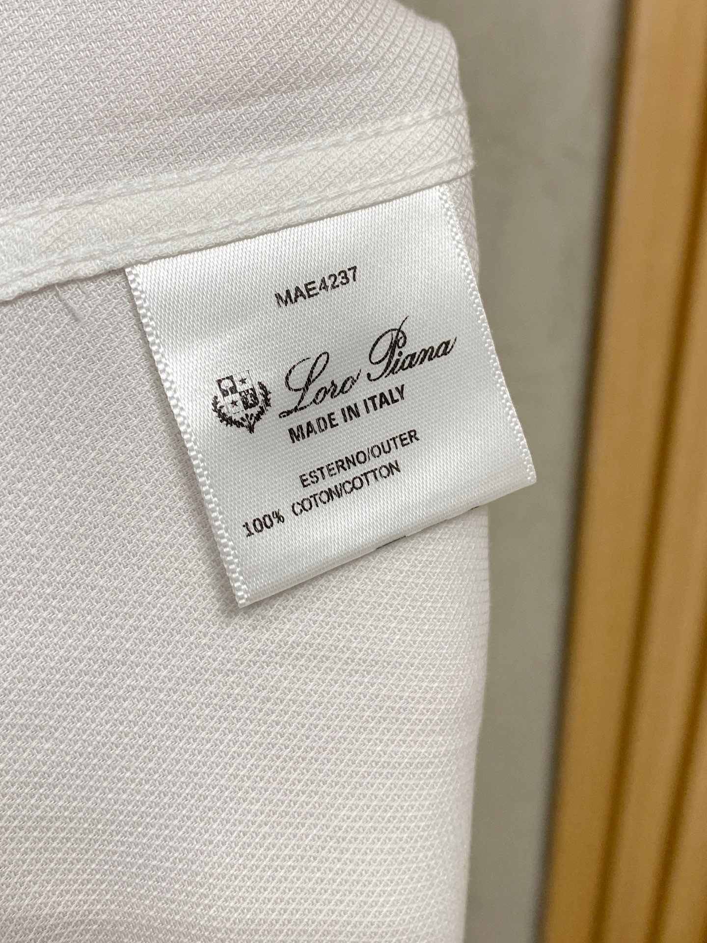 强势上新，新款不断！！！新款衬衫，高级面料高级做工，顶级品质！！！S一XXLS穿125左右m穿140左右