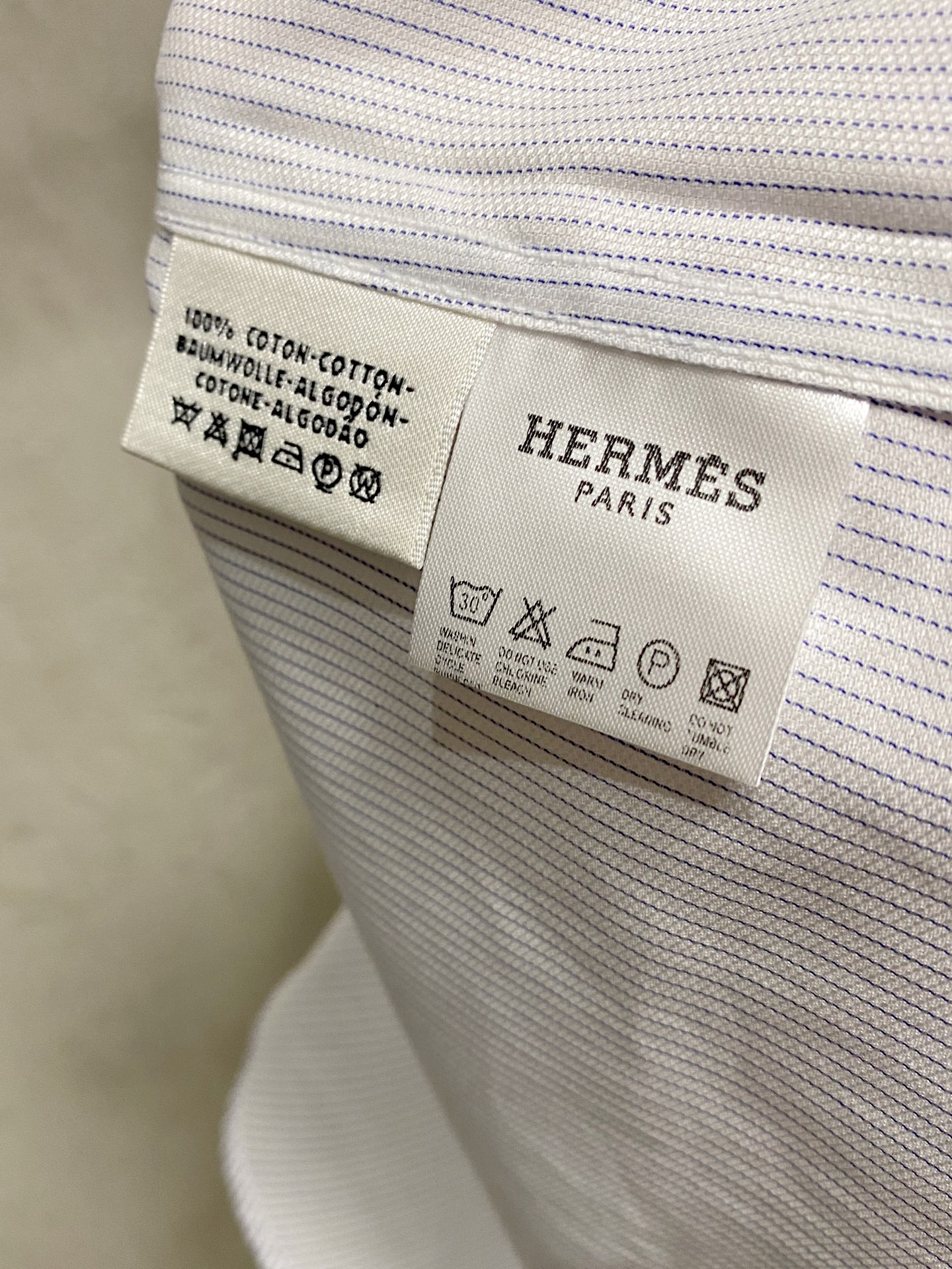 强势上新，新款不断！！！新款衬衫，高级面料高级做工，顶级品质！！！S一XXLS穿125左右m穿140左右