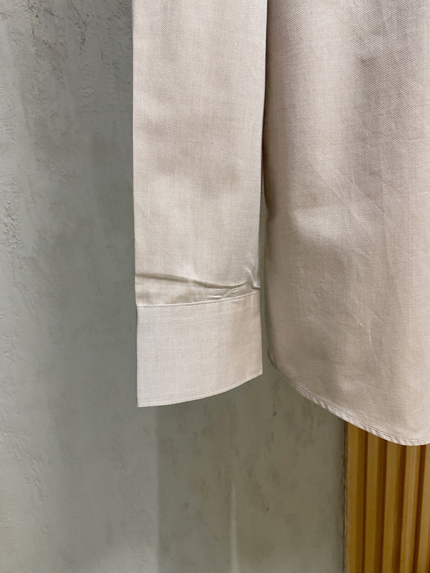 强势上新，新款不断！！！新款衬衫，高级面料高级做工，顶级品质！！！S一XXLS穿125左右m穿140左右