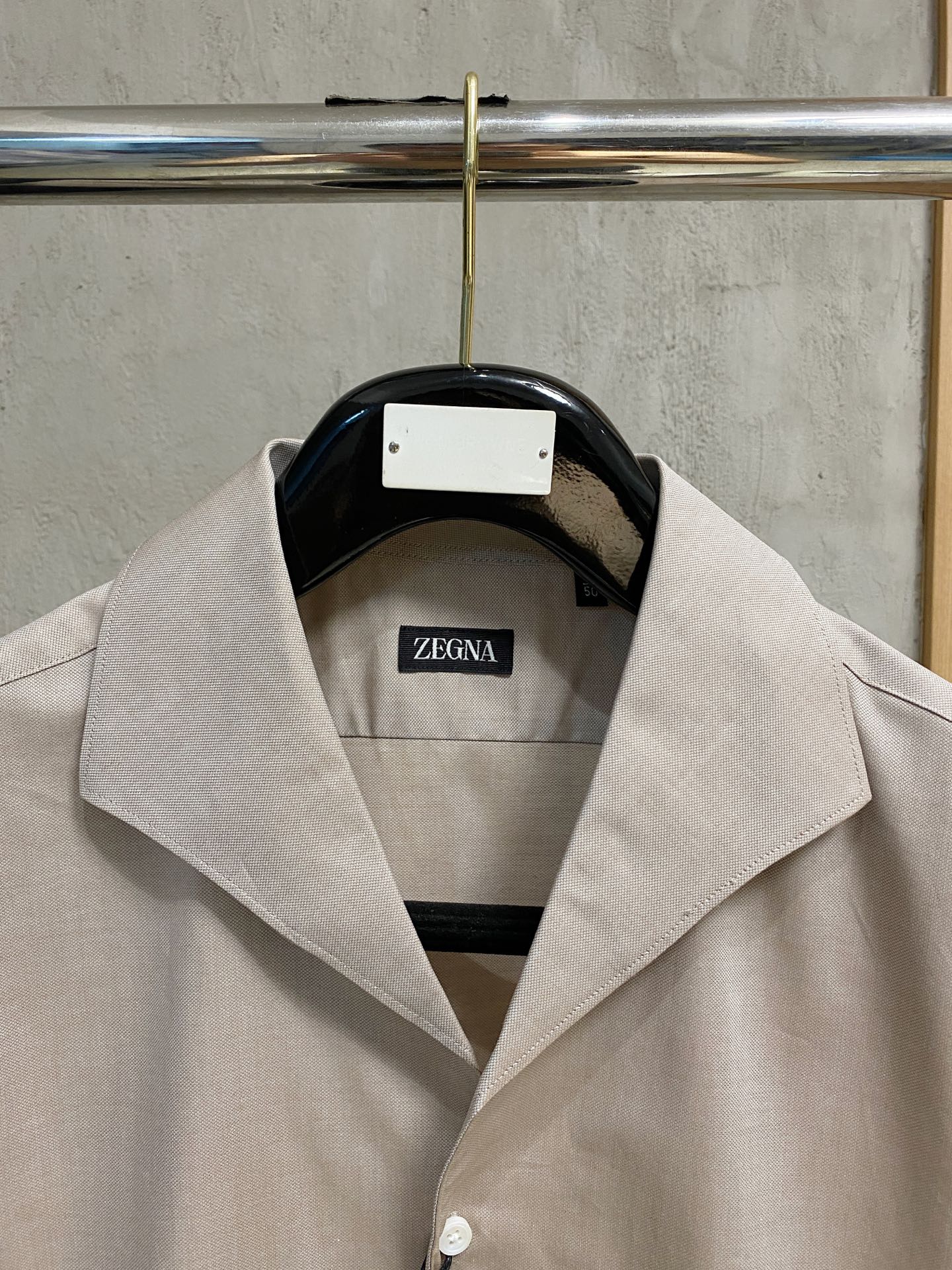 强势上新，新款不断！！！新款衬衫，高级面料高级做工，顶级品质！！！S一XXLS穿125左右m穿140左右