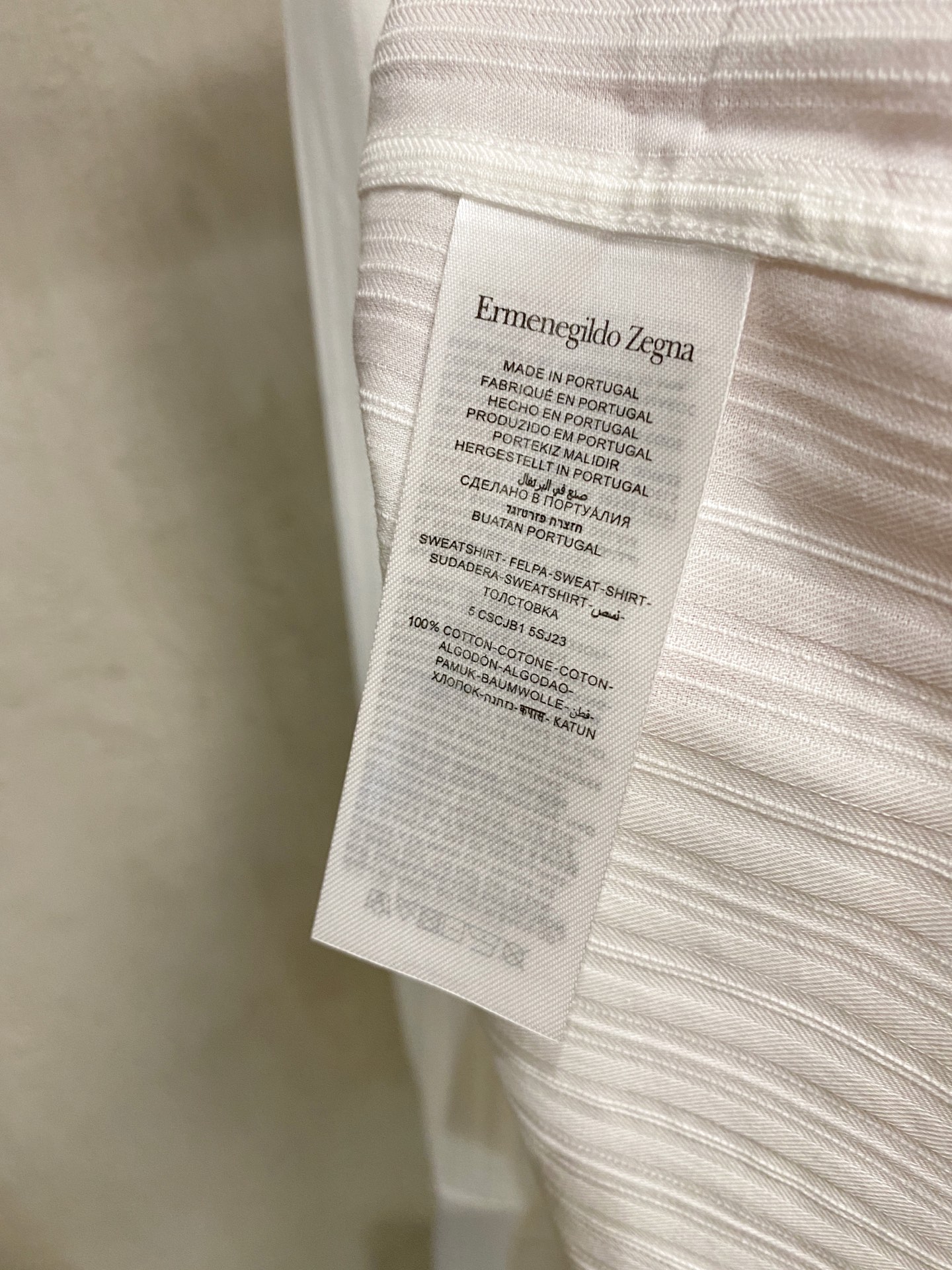 强势上新，新款不断！！！新款衬衫，高级面料高级做工，顶级品质！！！S一XXLS穿125左右m穿140左右