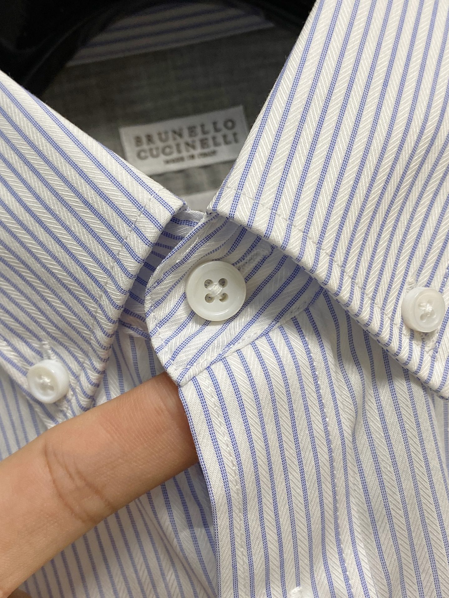 强势上新，新款不断！！！新款衬衫，高级面料高级做工，顶级品质！！！S一XXLS穿125左右m穿140左右