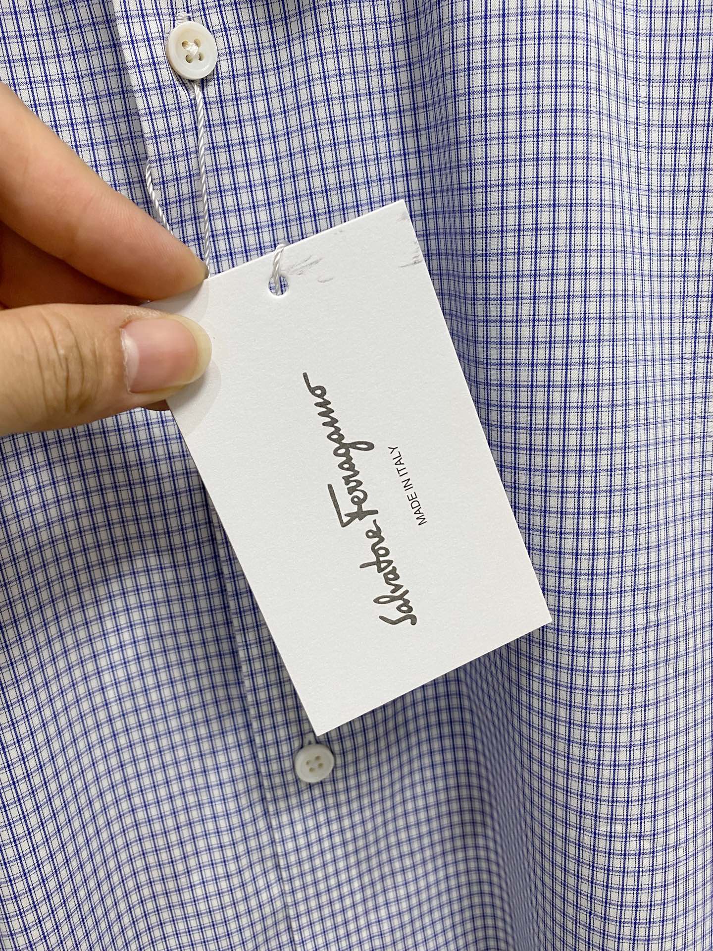 强势上新，新款不断！！！新款衬衫，高级面料高级做工，顶级品质！！！S一XXLS穿125左右m穿140左右