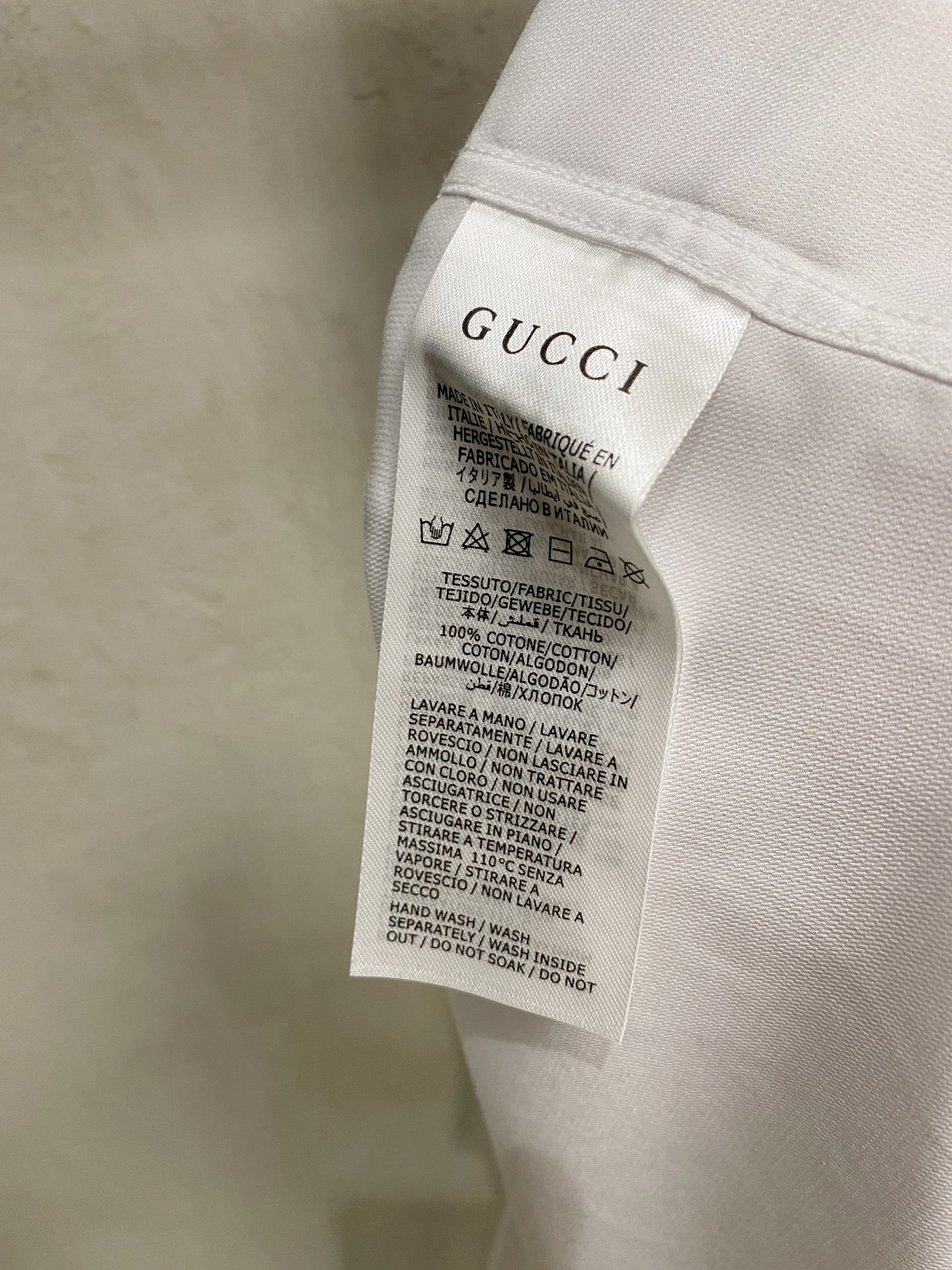 强势上新，新款不断！！！新款衬衫，高级面料高级做工，顶级品质！！！S一XXLS穿125左右m穿140左右